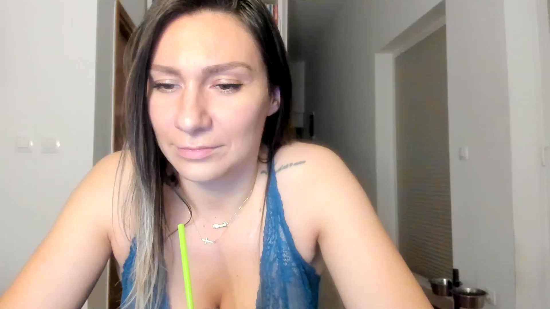 Gallery image thumbnail from ItsEvie's myfreecams stream on, 08/11/2025, 23:01 image 18 of 20