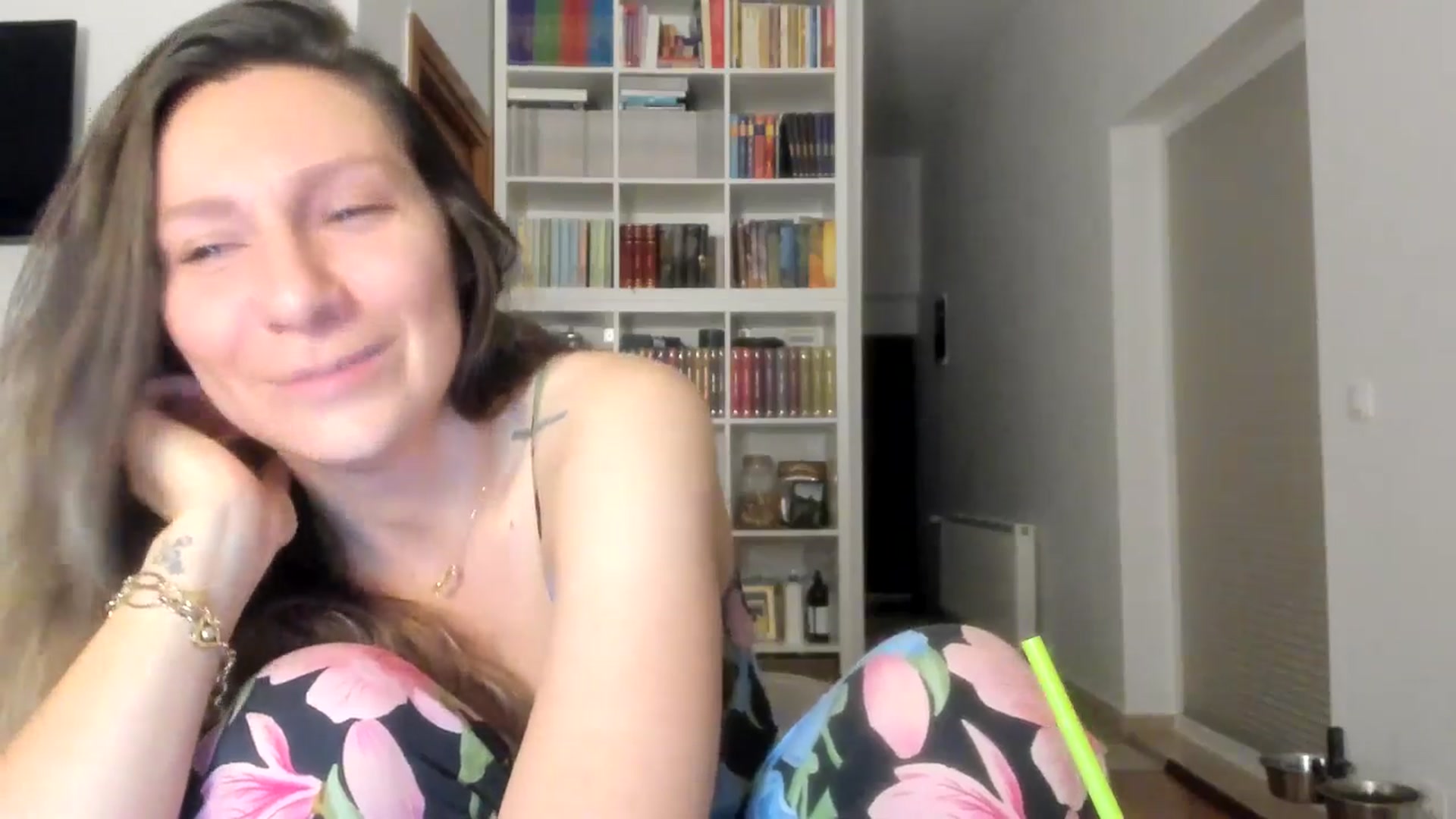 Gallery image thumbnail from ItsEvie's myfreecams stream on, 08/13/2025, 22:42 image 18 of 20