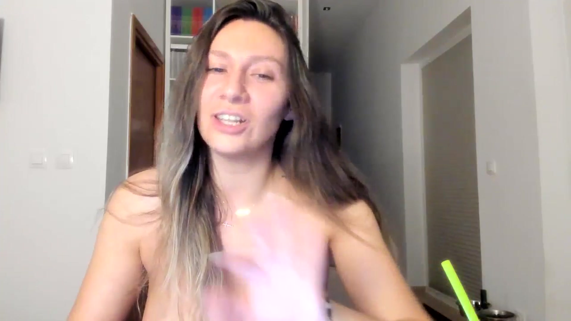 Gallery image thumbnail from ItsEvie's myfreecams stream on, 08/13/2025, 23:07 image 9 of 20