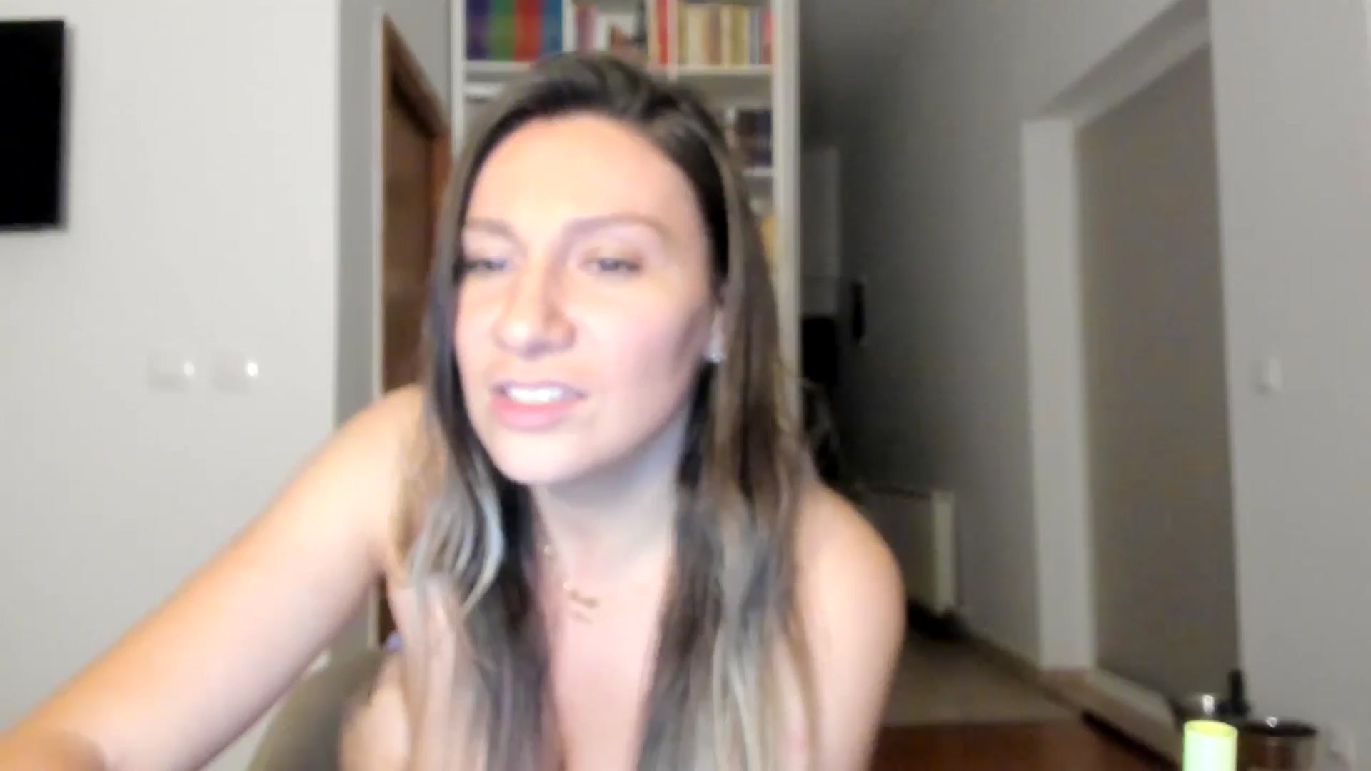 Gallery image thumbnail from ItsEvie's myfreecams stream on, 08/20/2025, 24:29 image 20 of 20