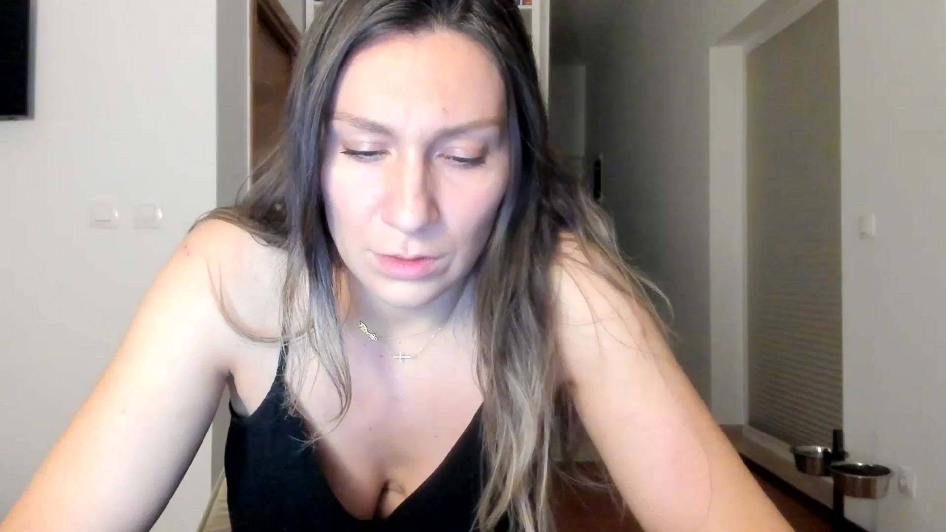 Gallery image thumbnail from ItsEvie's myfreecams stream on, 08/21/2025, 24:57 image 7 of 20