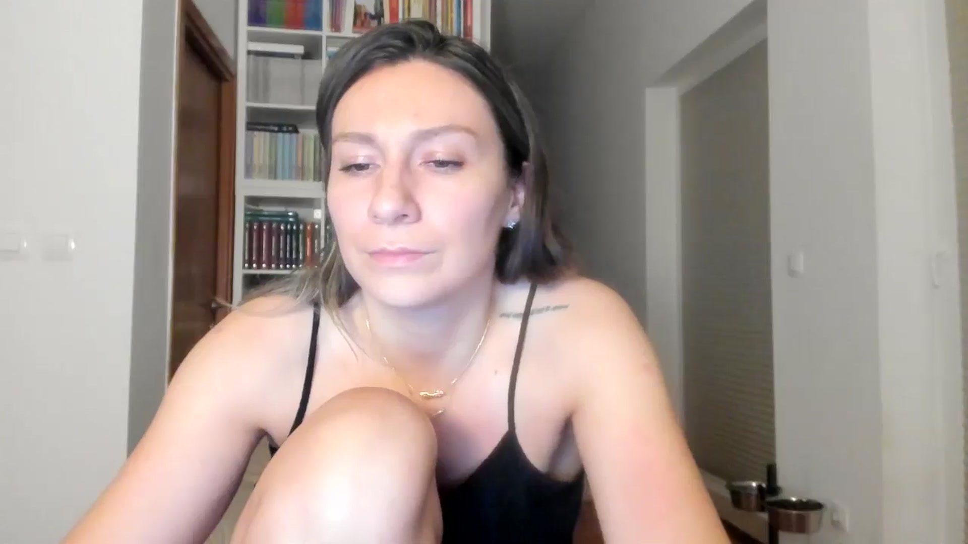 Gallery image thumbnail from ItsEvie's myfreecams stream on, 08/21/2025, 24:57 image 2 of 20