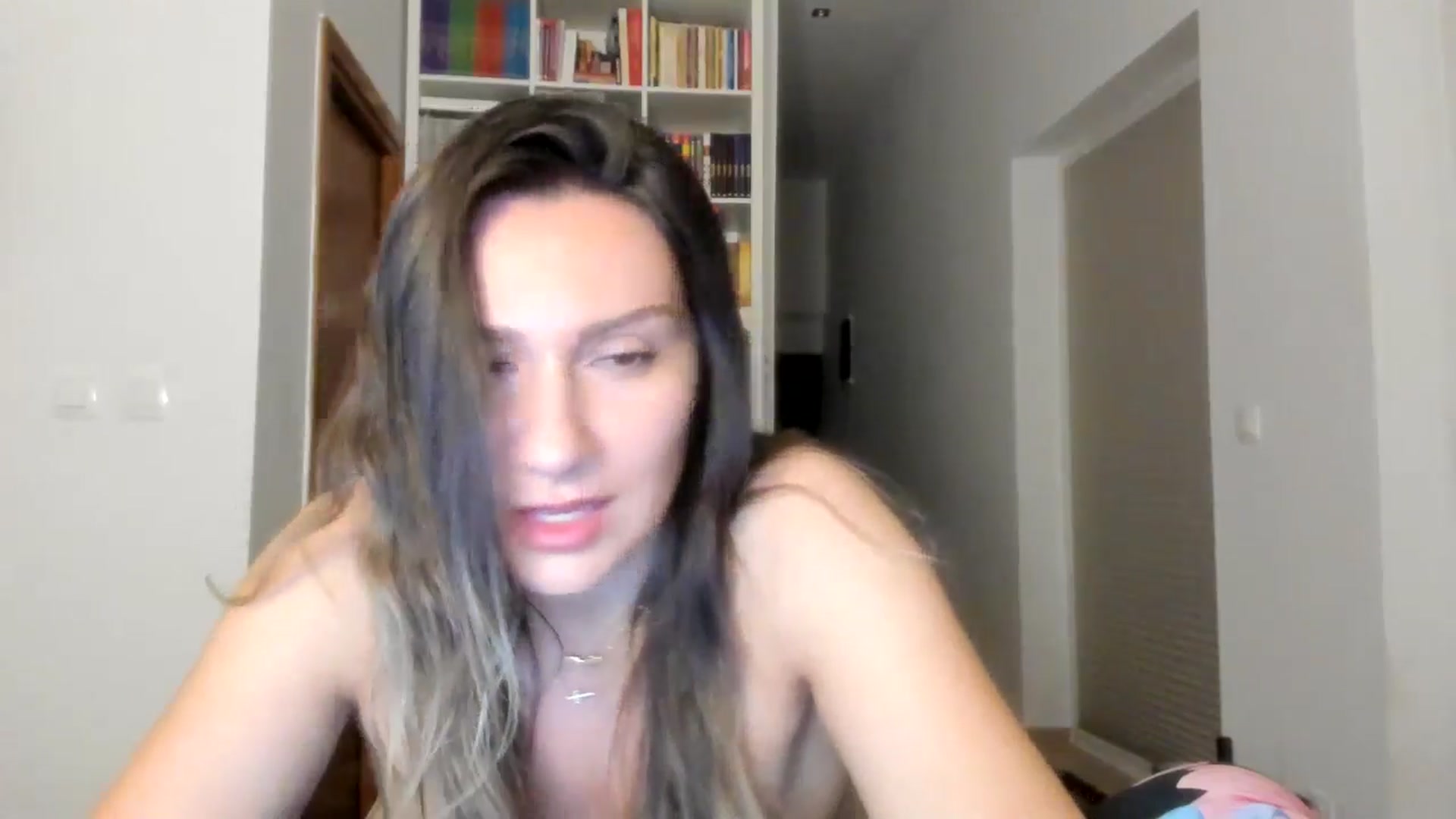 Gallery image thumbnail from ItsEvie's myfreecams stream on, 08/31/2025, 01:35 image 12 of 20