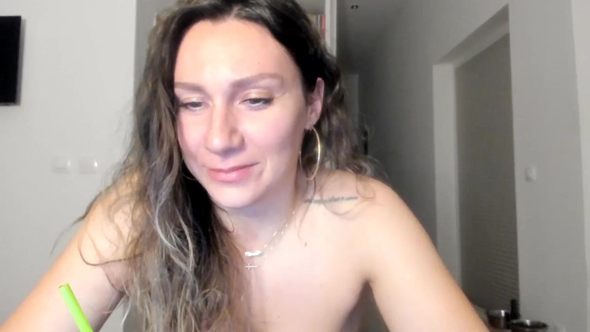 Gallery image thumbnail from ItsEvie's myfreecams stream on, 09/12/2025, 24:09 image 13 of 20