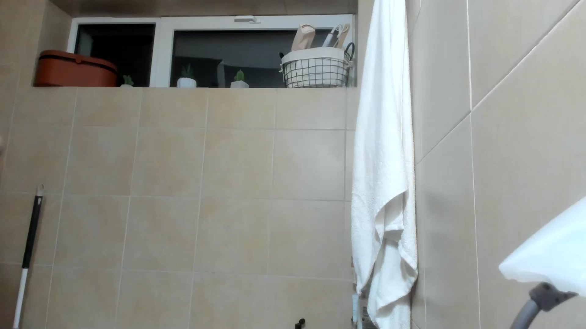 Gallery image thumbnail from ItsEvie's myfreecams stream on, 09/16/2025, 24:44 image 7 of 20