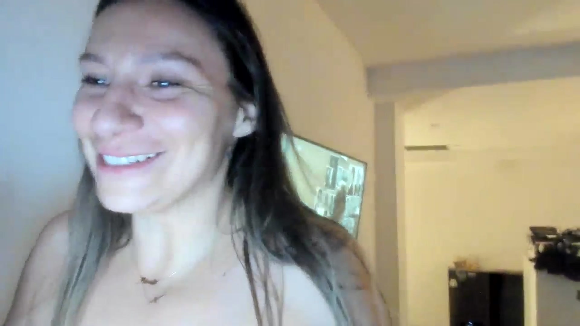 Gallery image thumbnail from ItsEvie's myfreecams stream on, 09/16/2025, 24:44 image 5 of 20