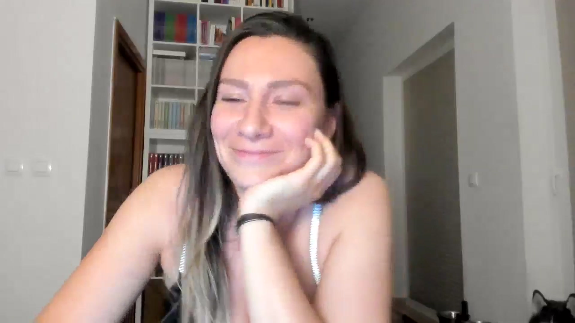 Gallery image thumbnail from ItsEvie's myfreecams stream on, 09/20/2025, 22:49 image 14 of 20