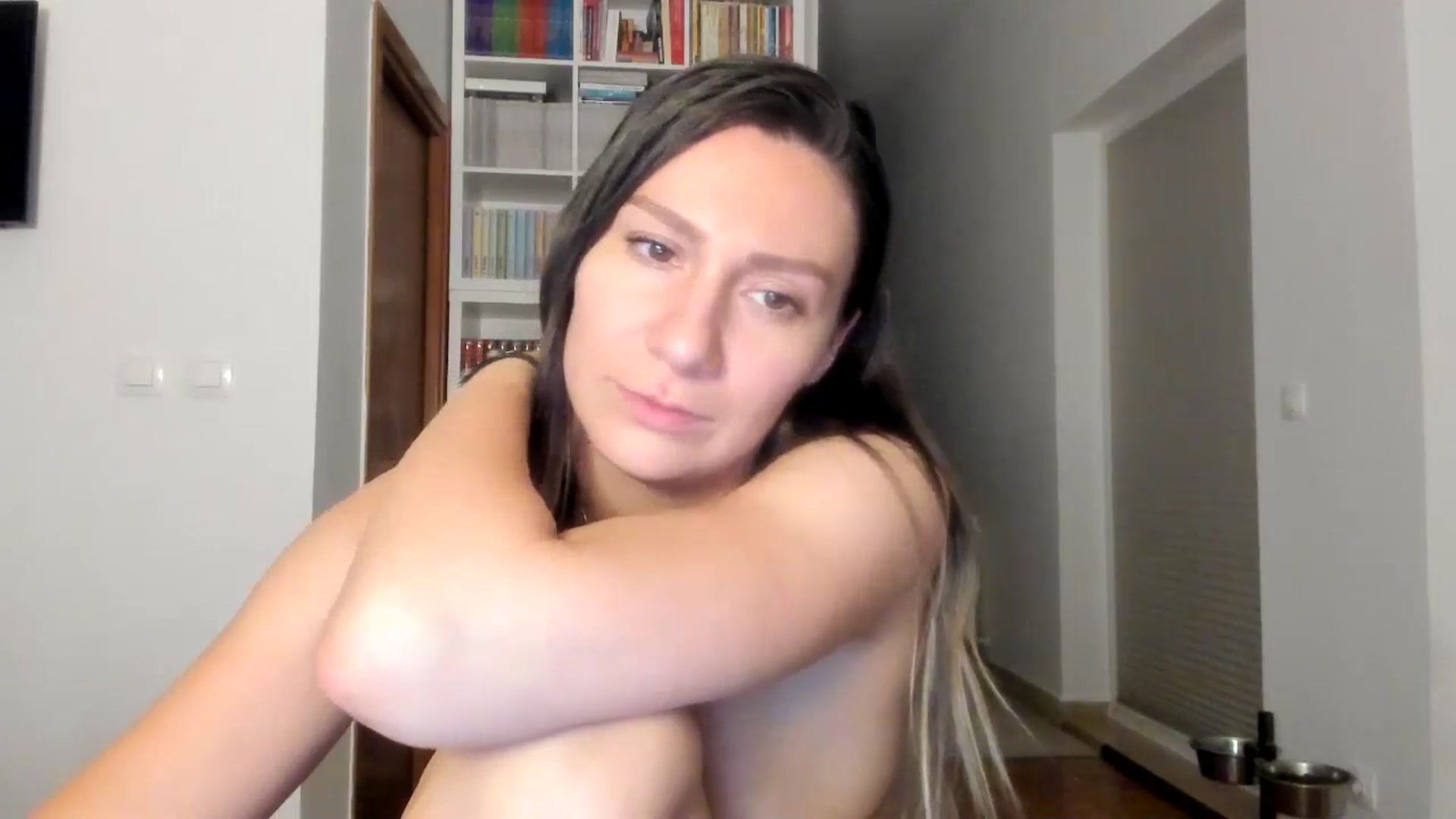 Gallery image thumbnail from ItsEvie's myfreecams stream on, 09/21/2025, 24:01 image 18 of 20