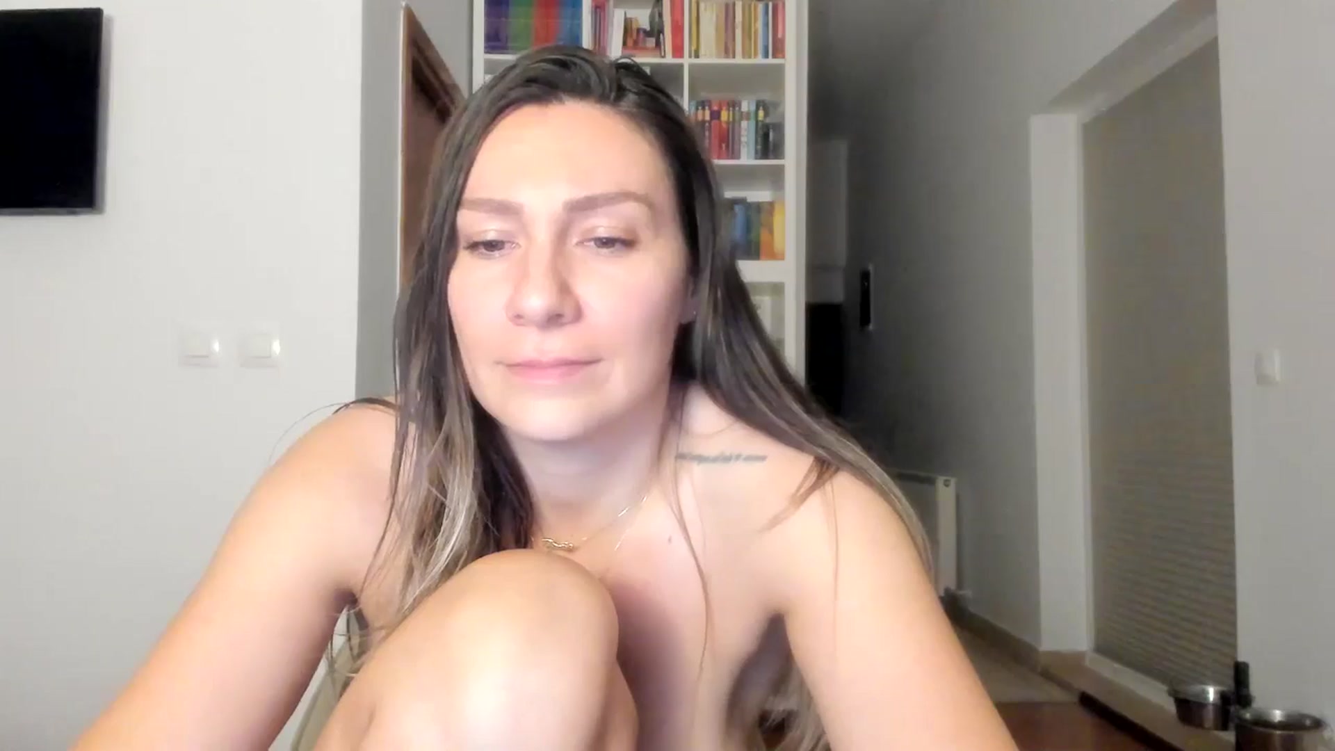 Gallery image thumbnail from ItsEvie's myfreecams stream on, 09/21/2025, 24:01 image 11 of 20