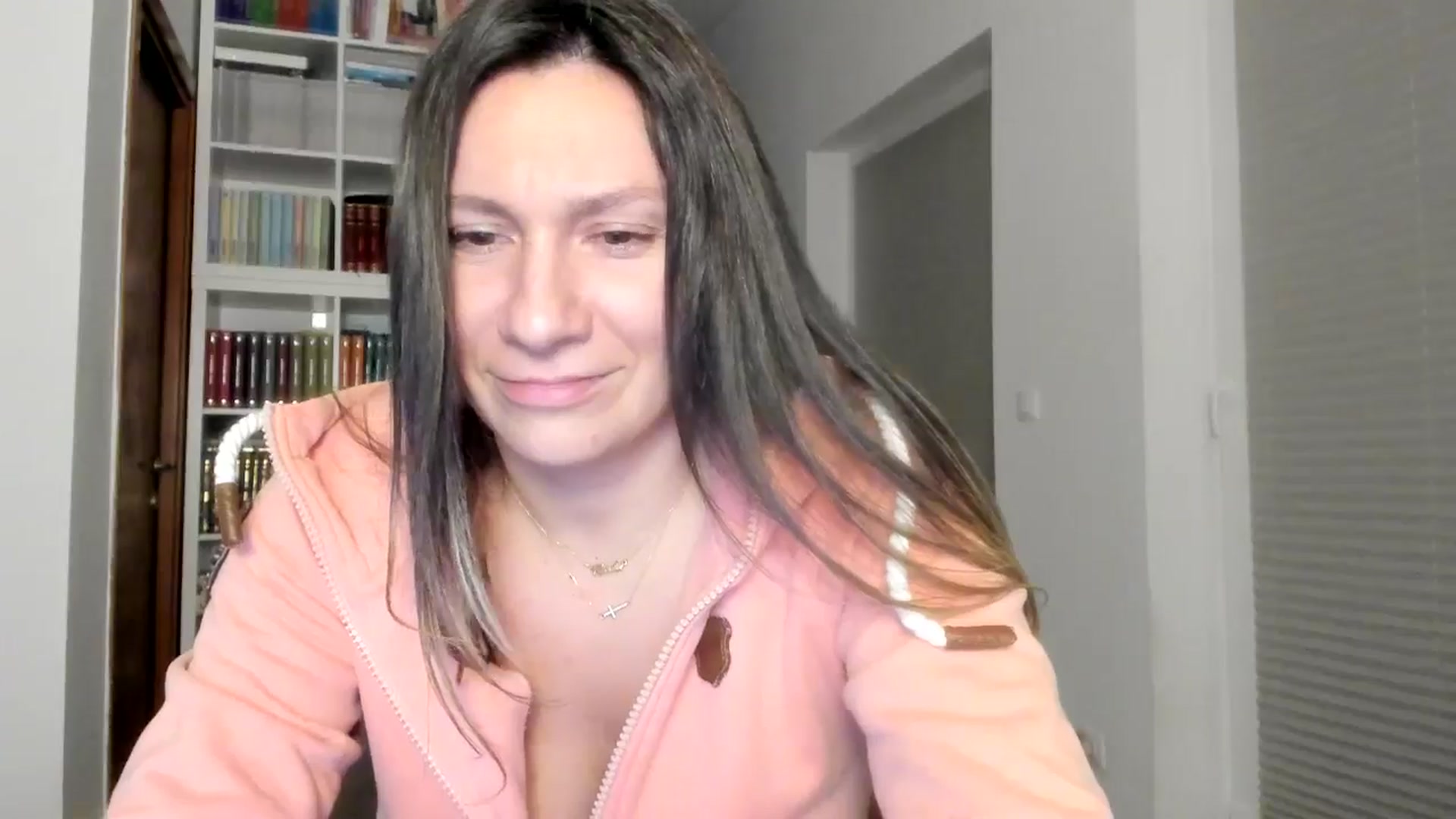 Gallery image thumbnail from ItsEvie's myfreecams stream on, 09/25/2025, 23:42 image 18 of 20