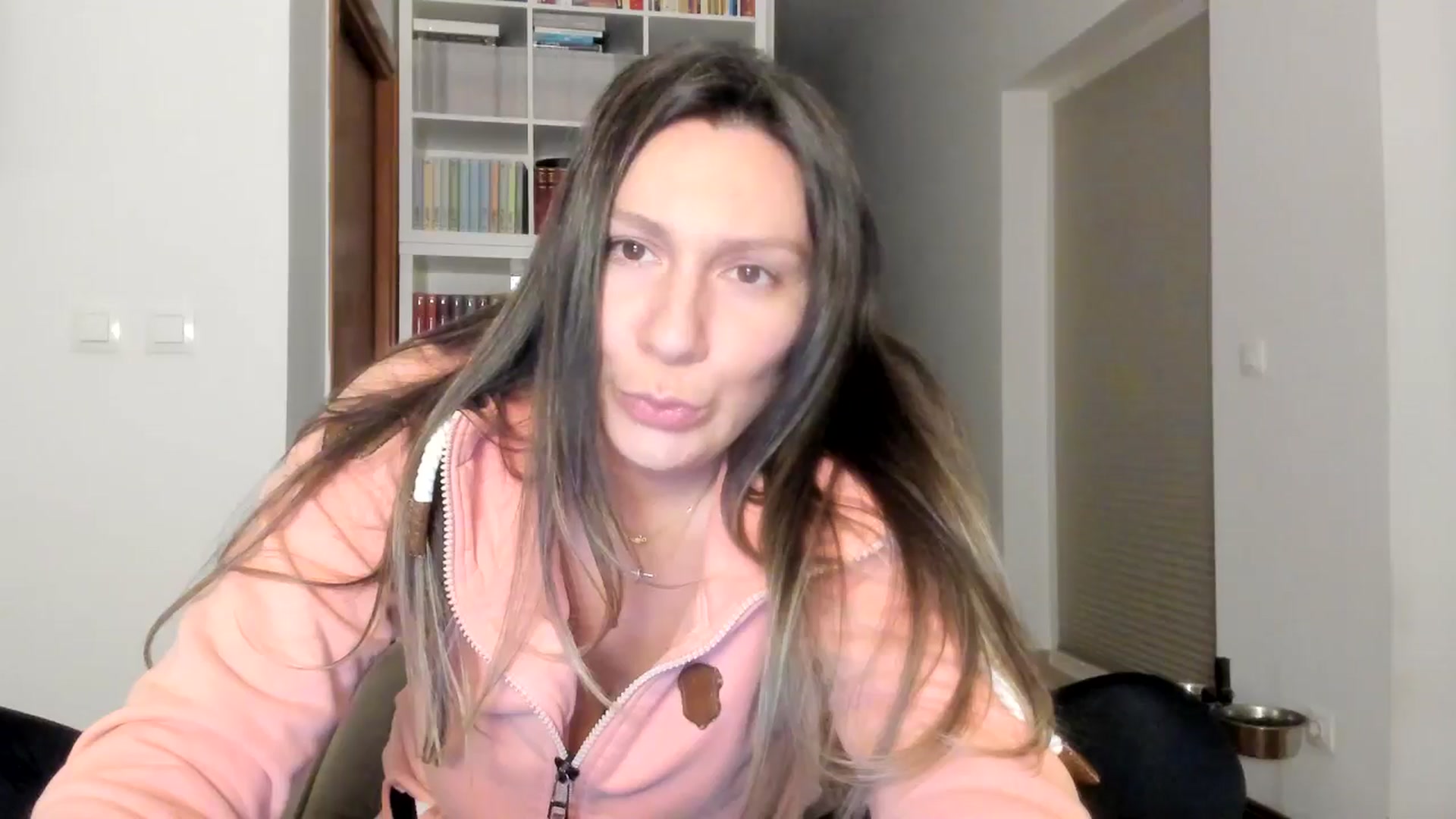 Gallery image thumbnail from ItsEvie's myfreecams stream on, 09/25/2025, 23:42 image 5 of 20