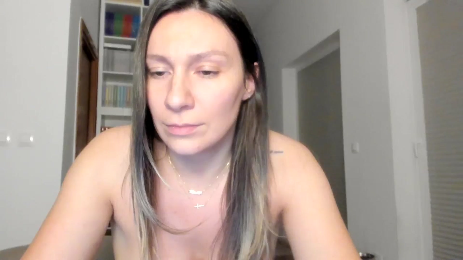 Gallery image thumbnail from ItsEvie's myfreecams stream on, 09/26/2025, 01:04 image 5 of 20
