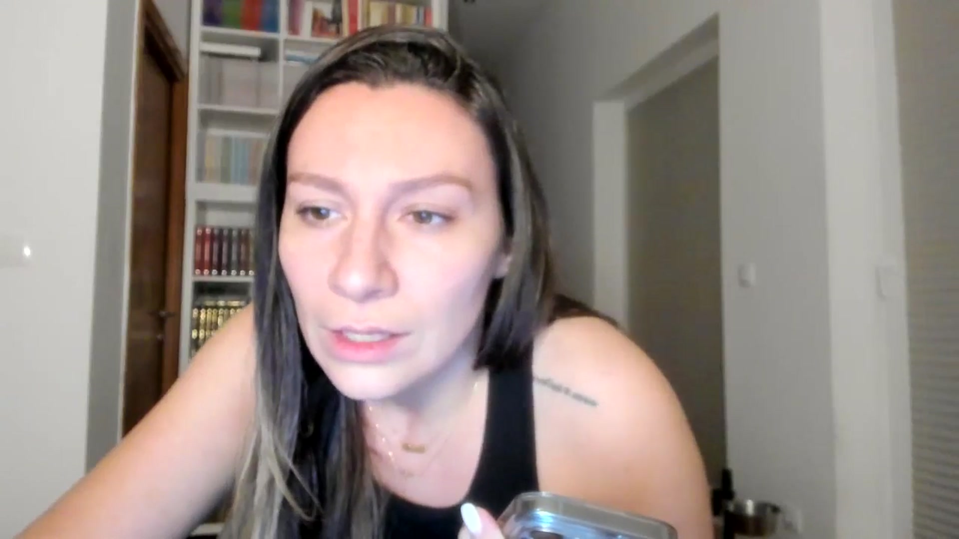 Gallery image thumbnail from ItsEvie's myfreecams stream on, 10/02/2025, 24:07 image 7 of 20