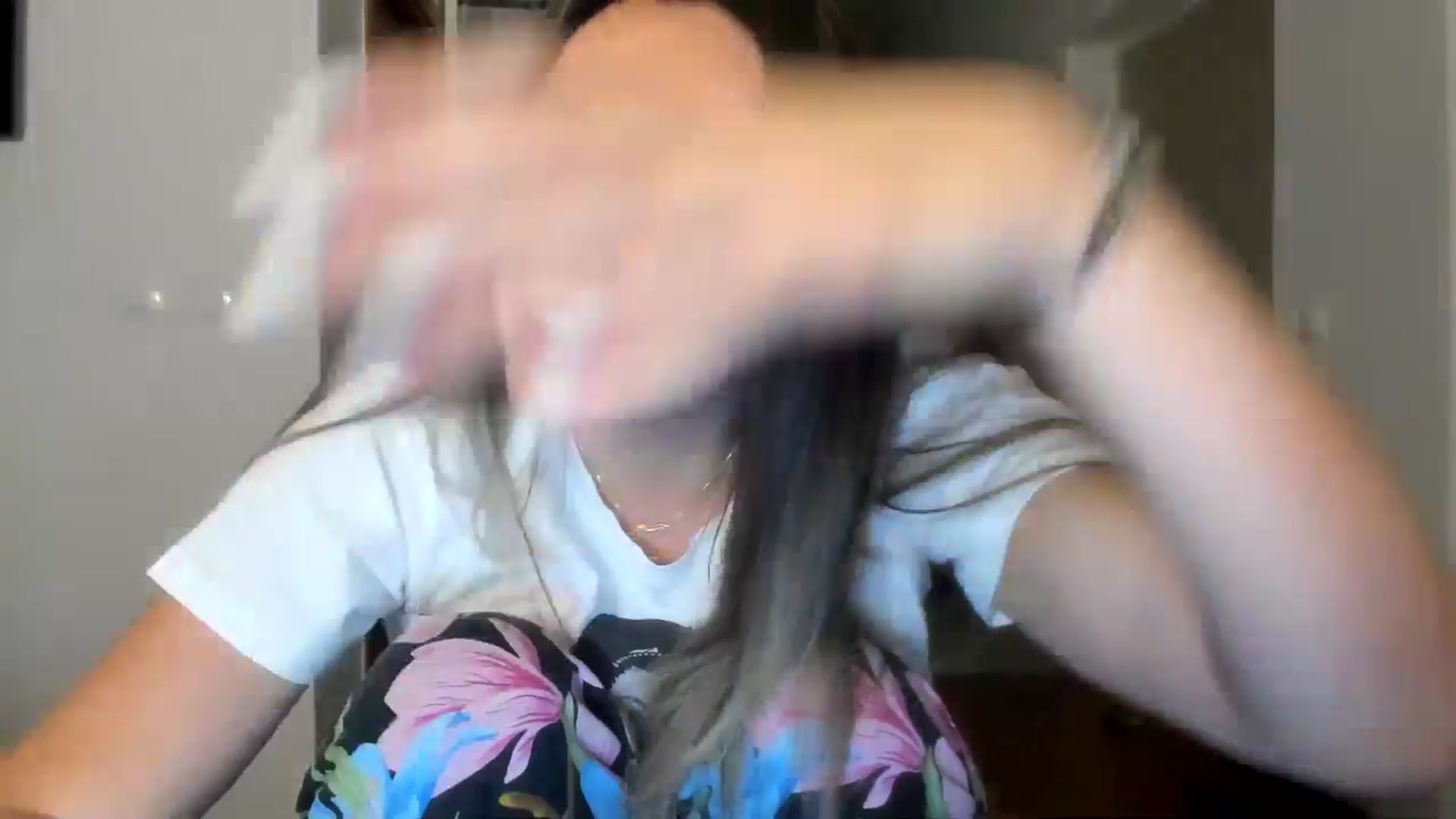 Gallery image thumbnail from ItsEvie's myfreecams stream on, 10/05/2025, 23:28 image 12 of 20