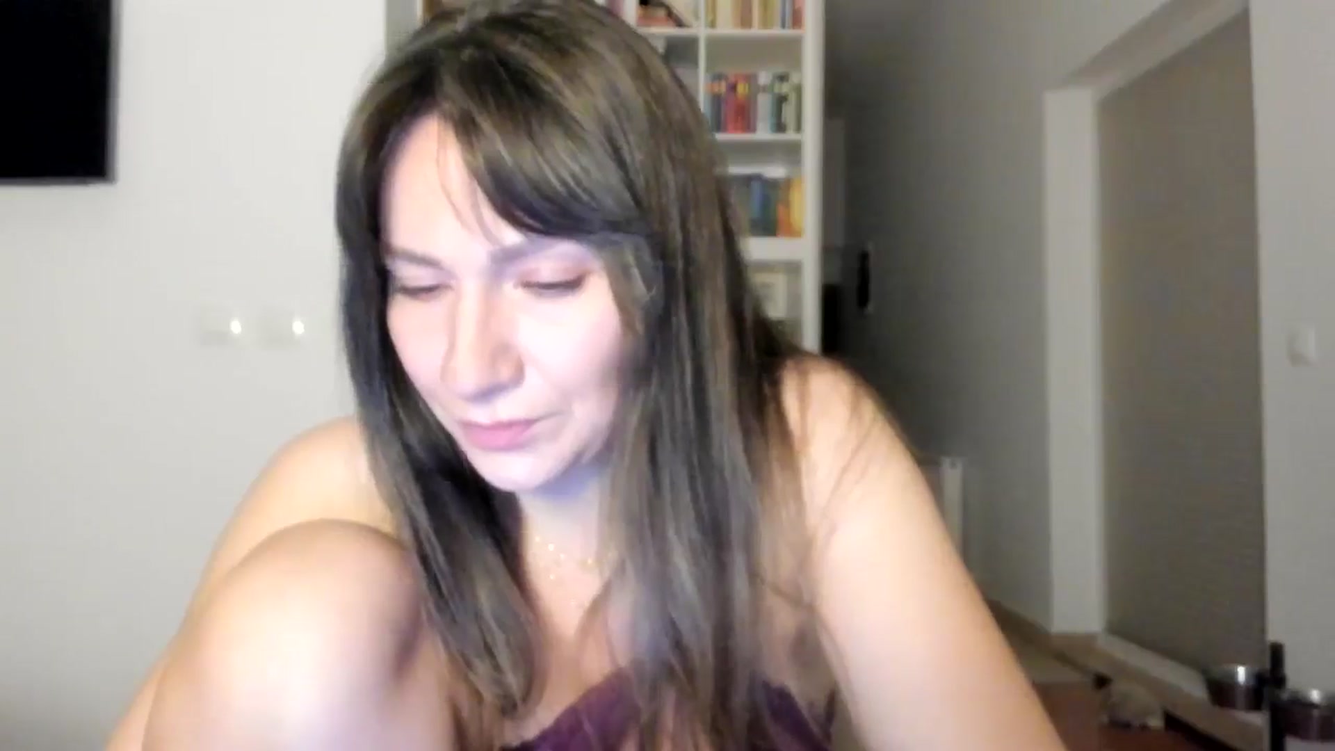 Gallery image thumbnail from ItsEvie's myfreecams stream on, 10/13/2025, 22:02 image 14 of 20