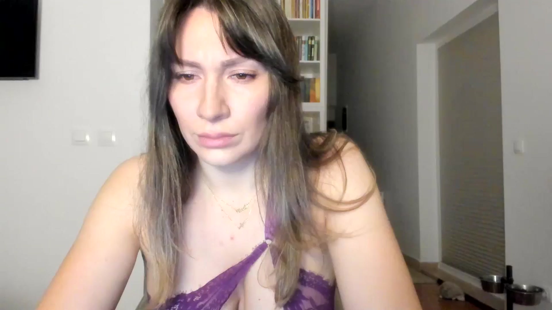 Gallery image thumbnail from ItsEvie's myfreecams stream on, 10/13/2025, 22:02 image 8 of 20