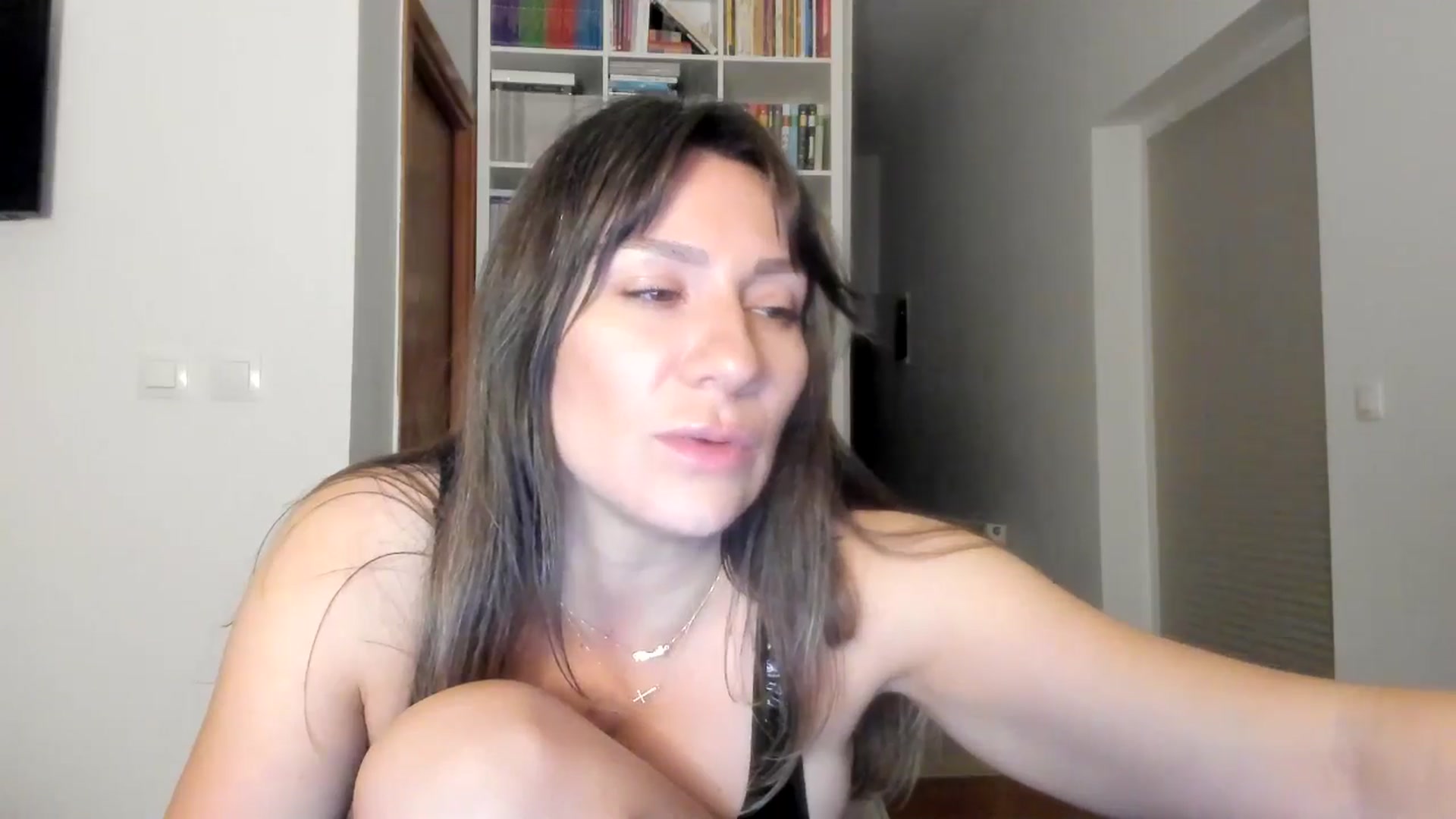 Gallery image thumbnail from ItsEvie's myfreecams stream on, 10/14/2025, 24:19 image 11 of 20
