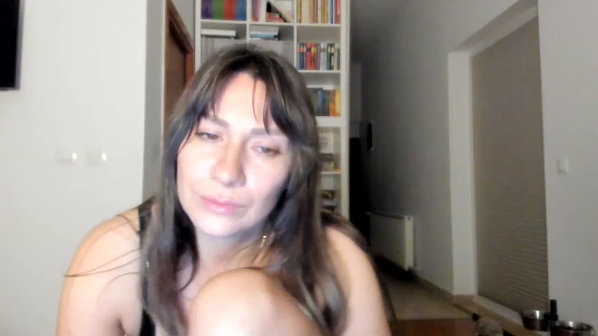 Gallery image thumbnail from ItsEvie's myfreecams stream on, 10/14/2025, 24:19 image 16 of 20