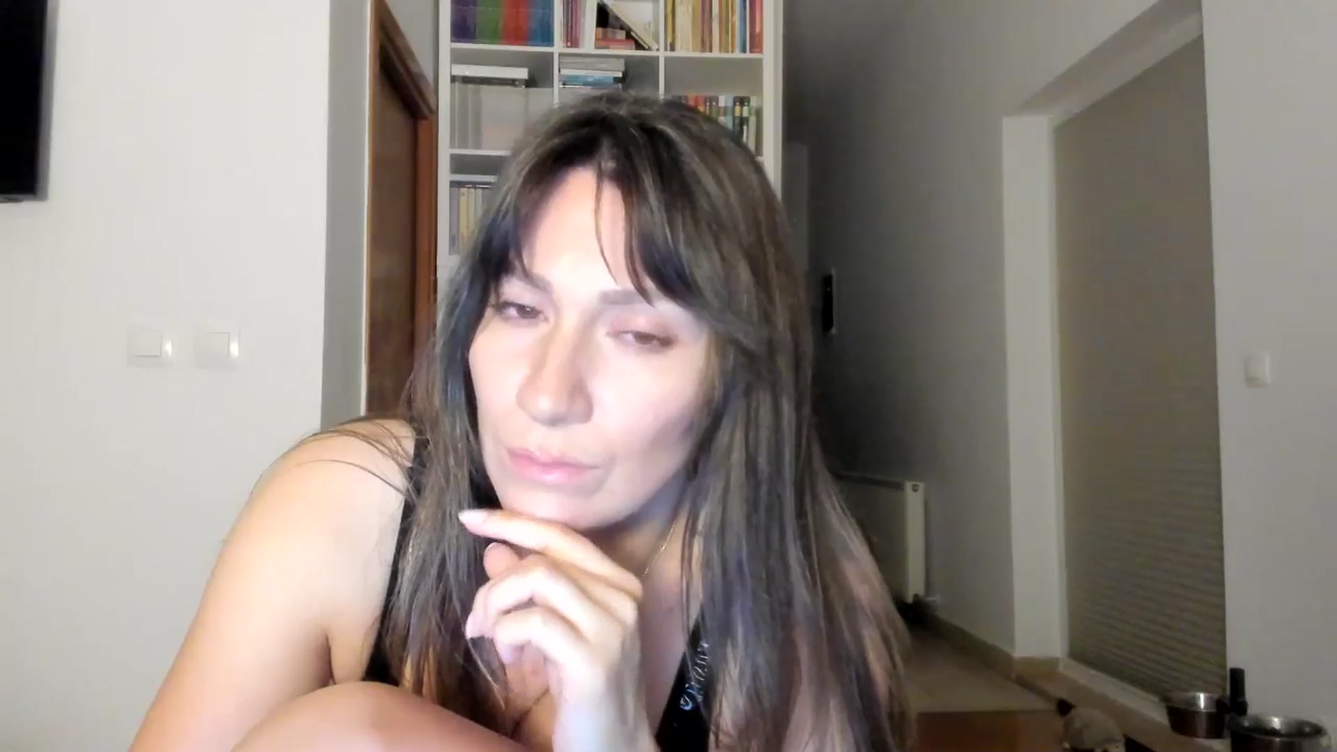 Gallery image thumbnail from ItsEvie's myfreecams stream on, 10/14/2025, 24:19 image 13 of 20