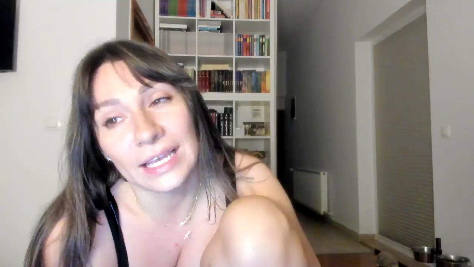 Gallery image thumbnail from ItsEvie's myfreecams stream on, 10/14/2025, 24:19 image 7 of 20