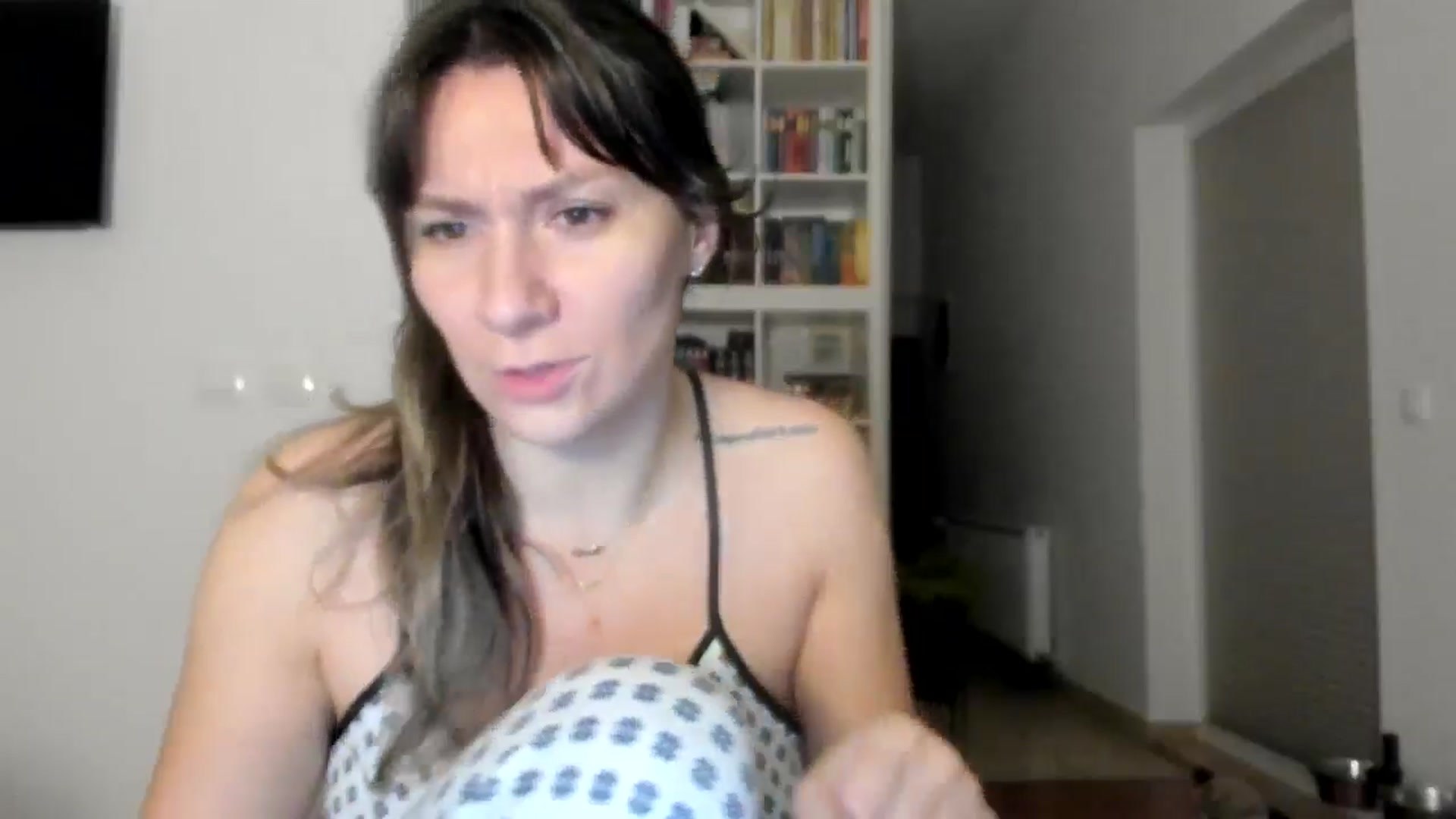 Gallery image thumbnail from ItsEvie's myfreecams stream on, 10/15/2025, 24:12 image 8 of 20