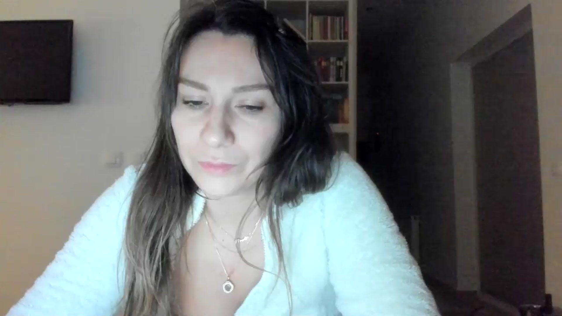 Gallery image thumbnail from ItsEvie's myfreecams stream on, 10/16/2025, 22:26 image 6 of 20