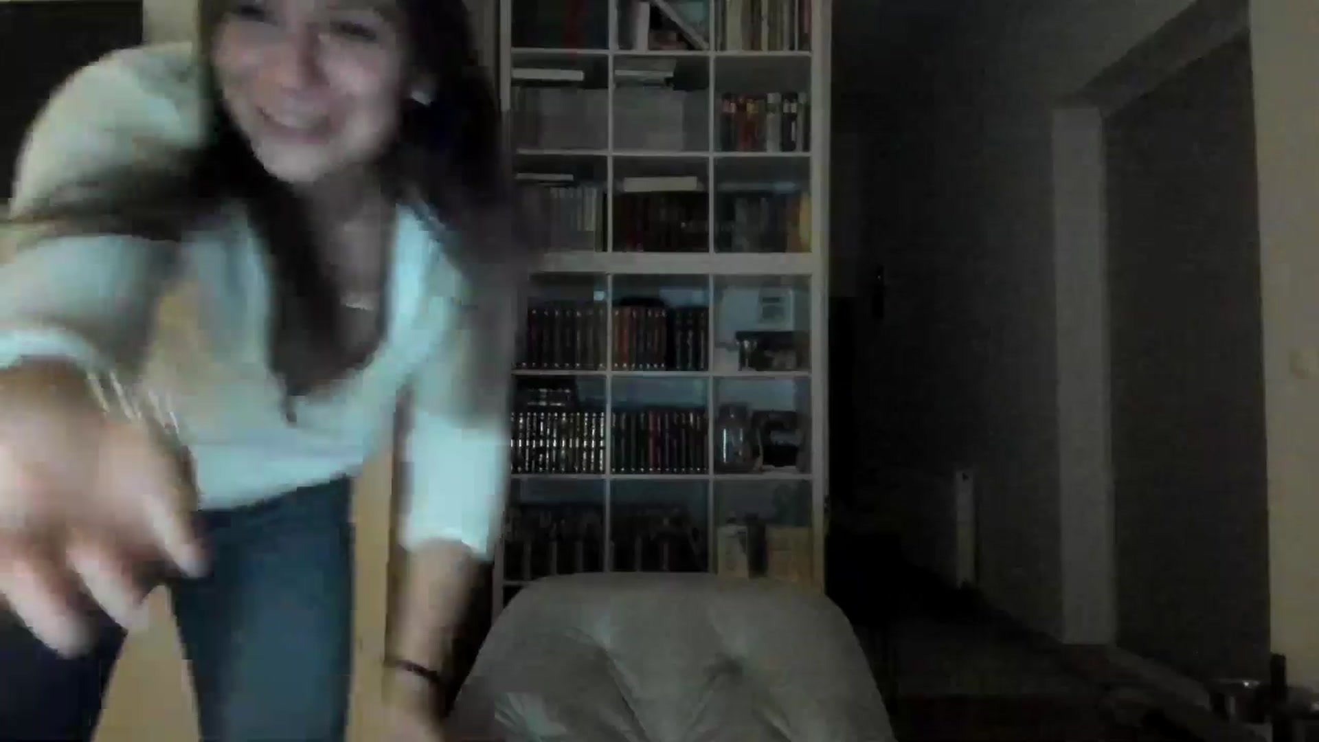 Gallery image thumbnail from ItsEvie's myfreecams stream on, 10/17/2025, 24:23 image 16 of 20