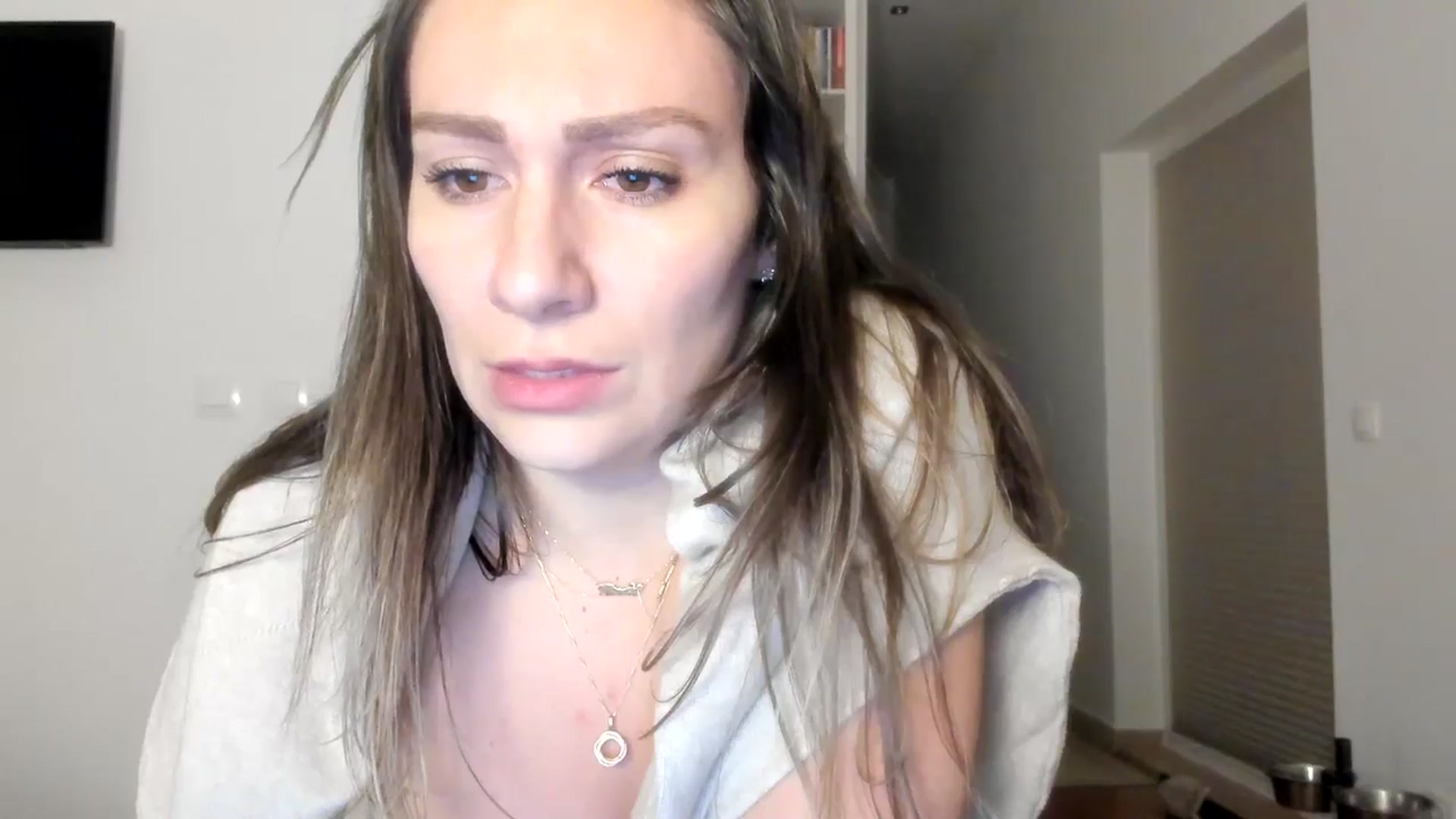 Gallery image thumbnail from ItsEvie's myfreecams stream on, 10/17/2025, 23:37 image 19 of 20
