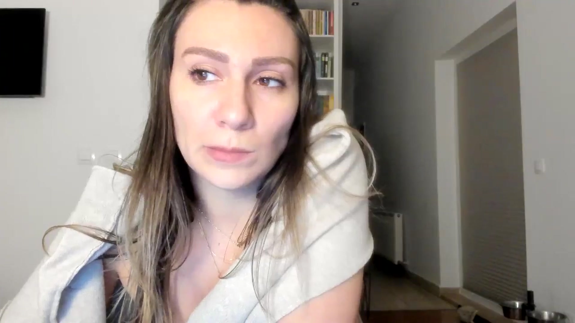 Gallery image thumbnail from ItsEvie's myfreecams stream on, 10/17/2025, 23:37 image 20 of 20