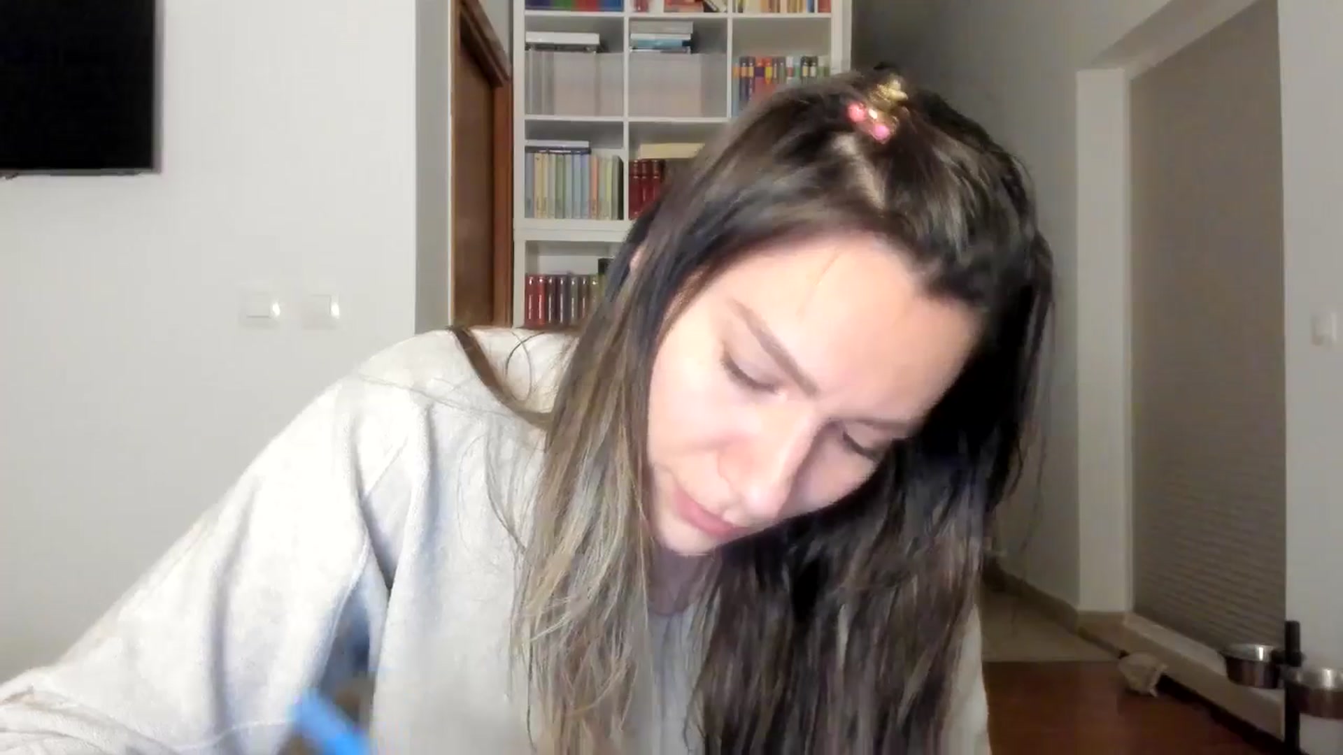 Gallery image thumbnail from ItsEvie's myfreecams stream on, 10/17/2025, 23:37 image 10 of 20