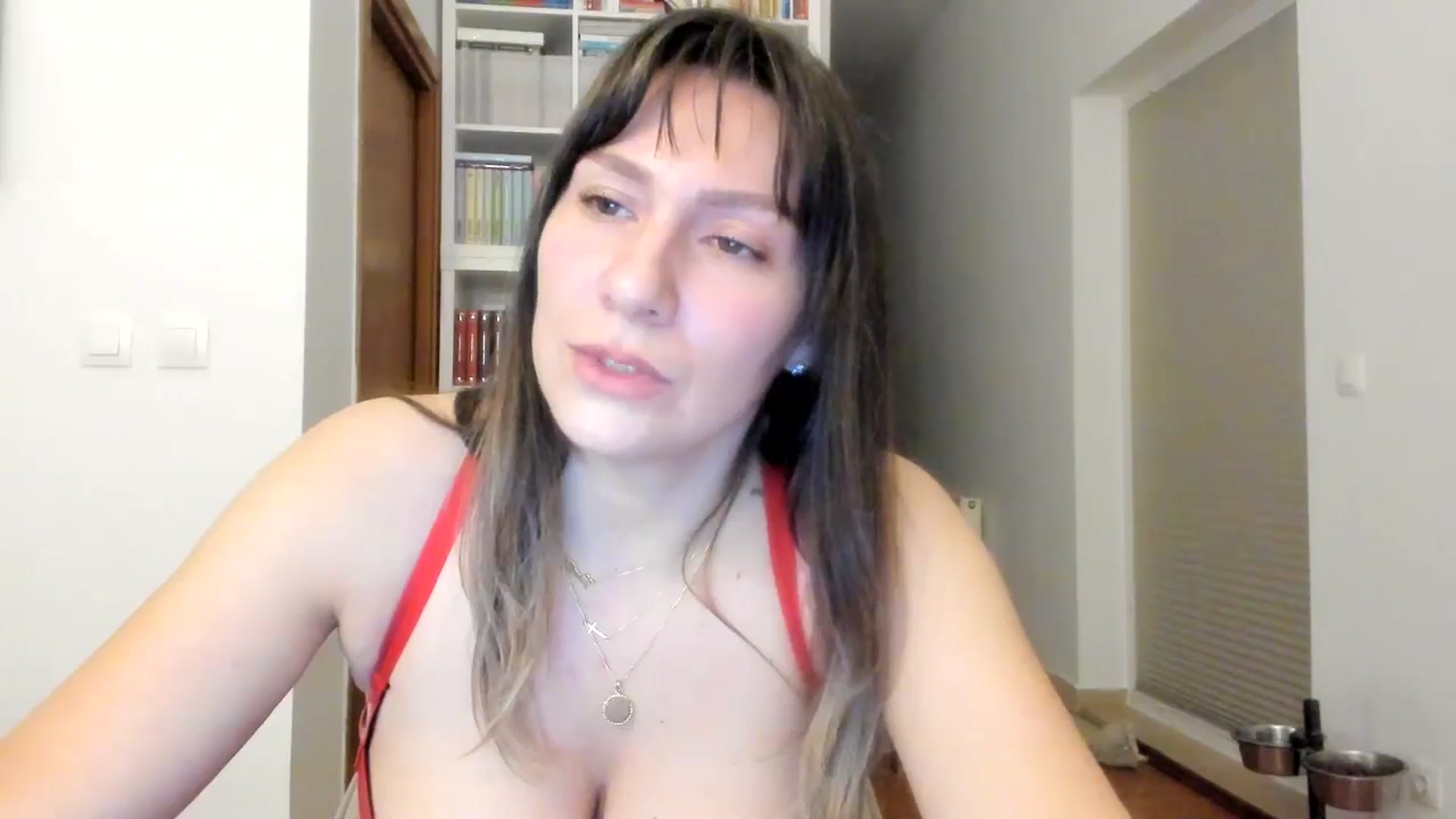 Gallery image thumbnail from ItsEvie's myfreecams stream on, 10/19/2025, 22:16 image 17 of 20