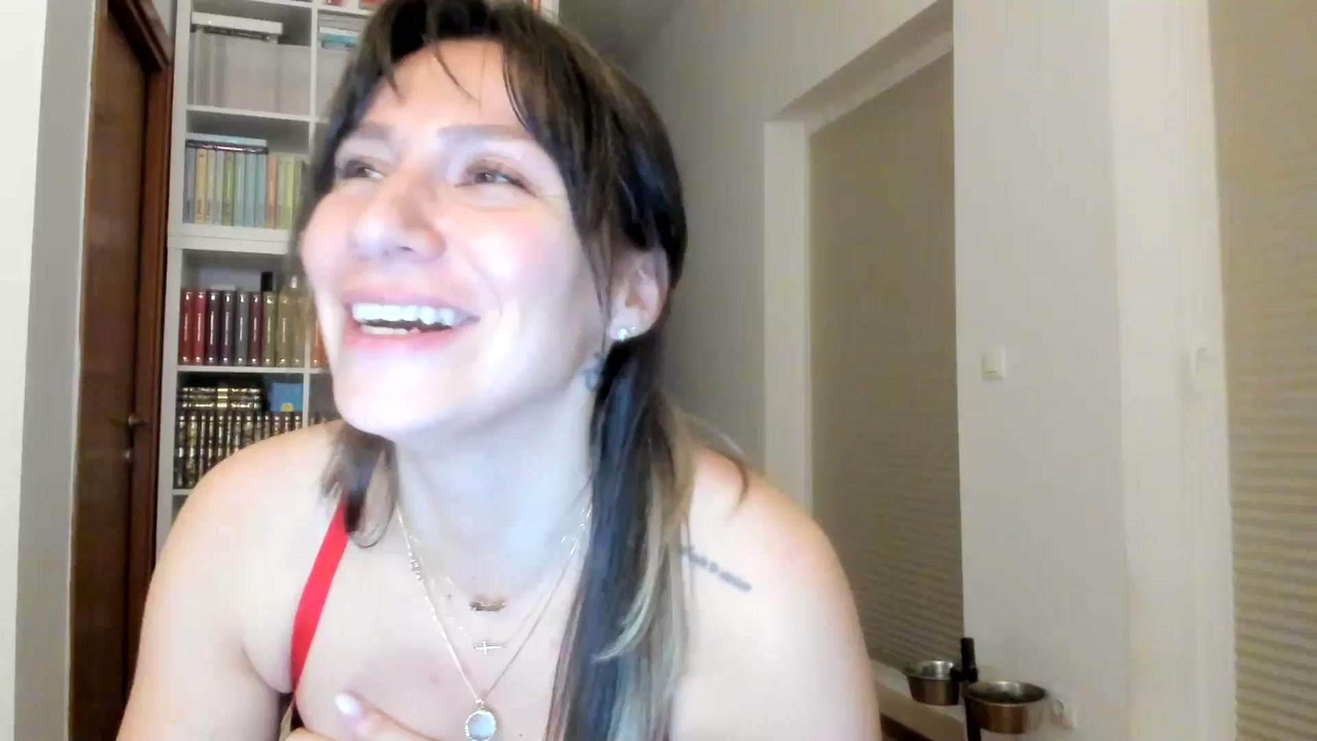Gallery image thumbnail from ItsEvie's myfreecams stream on, 10/19/2025, 23:48 image 15 of 20
