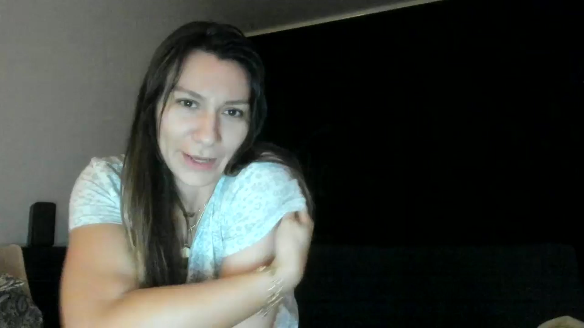 Gallery image thumbnail from ItsEvie's myfreecams stream on, 10/21/2025, 23:43 image 1 of 20