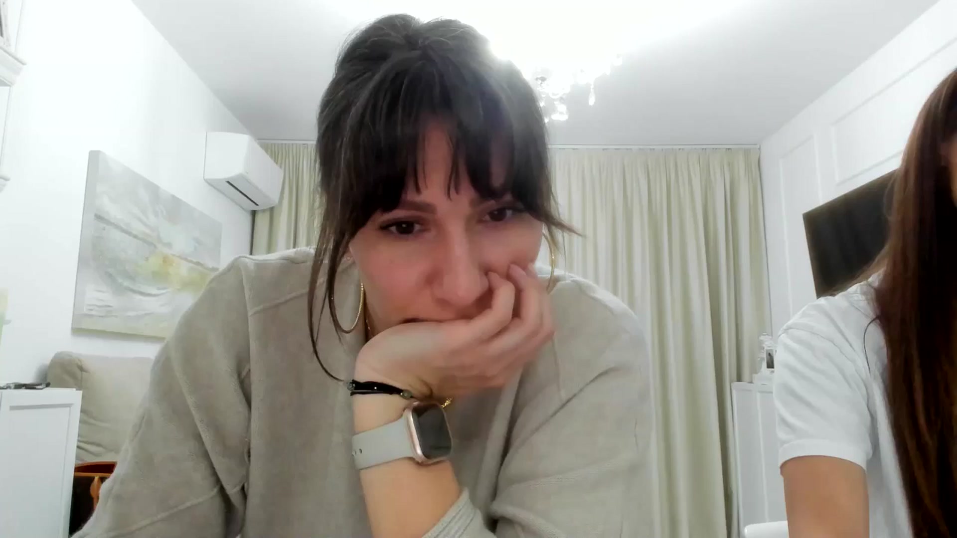 Gallery image thumbnail from ItsEvie's myfreecams stream on, 10/30/2025, 24:03 image 13 of 20