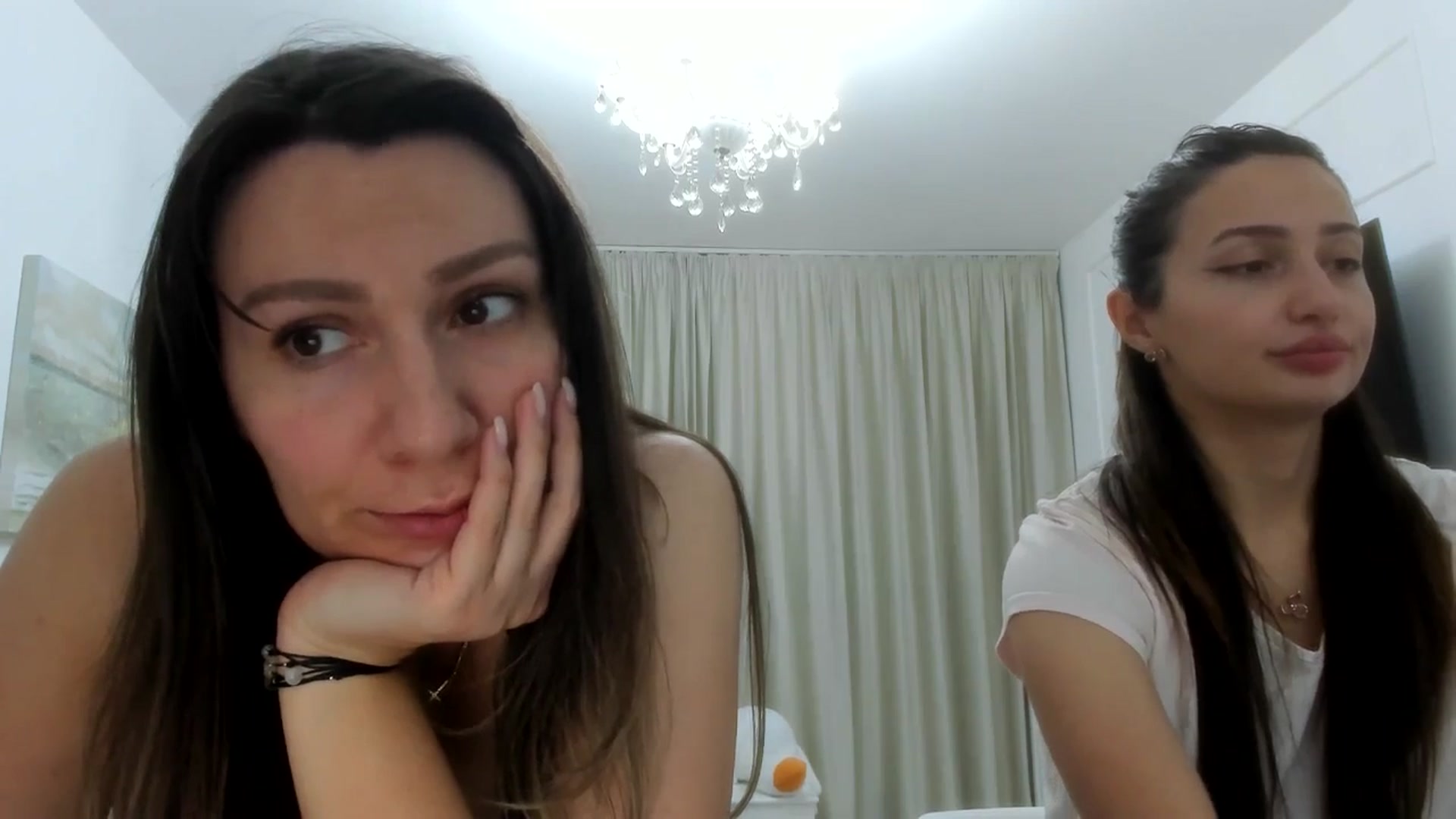 Gallery image thumbnail from ItsEvie's myfreecams stream on, 10/30/2025, 23:52 image 14 of 20