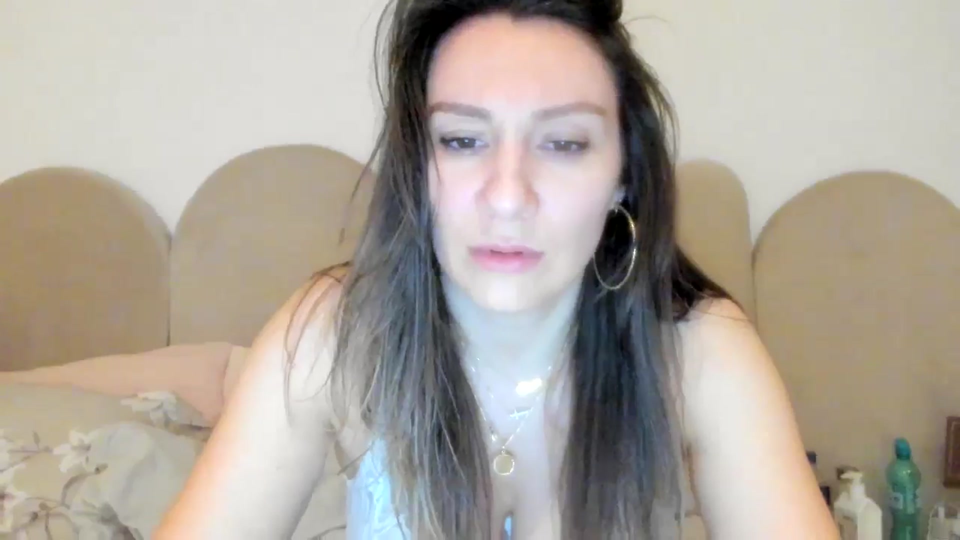 Gallery image thumbnail from ItsEvie's myfreecams stream on, 11/19/2025, 21:44 image 16 of 20