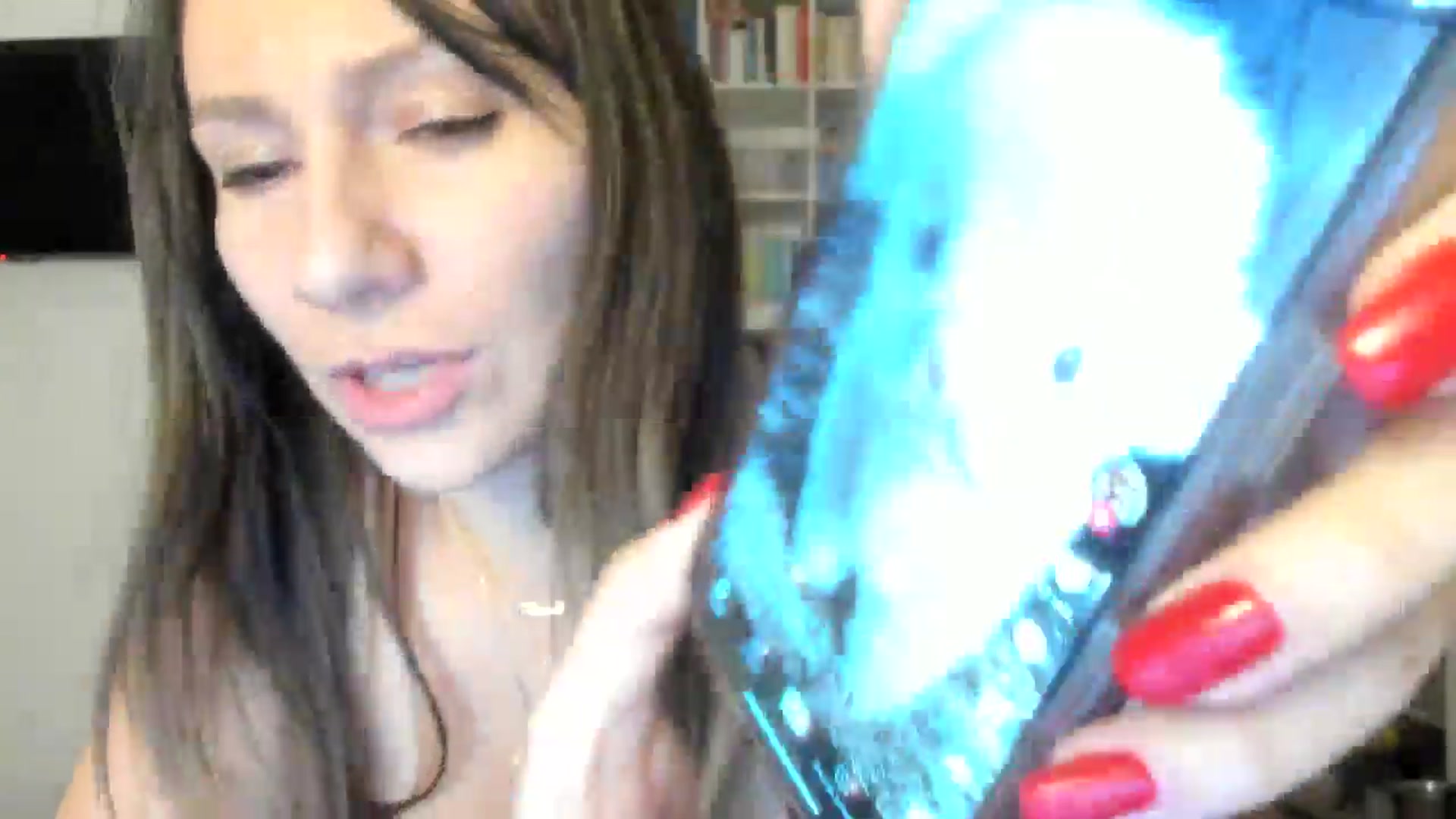 Gallery image thumbnail from ItsEvie's myfreecams stream on, 11/20/2025, 24:01 image 15 of 20