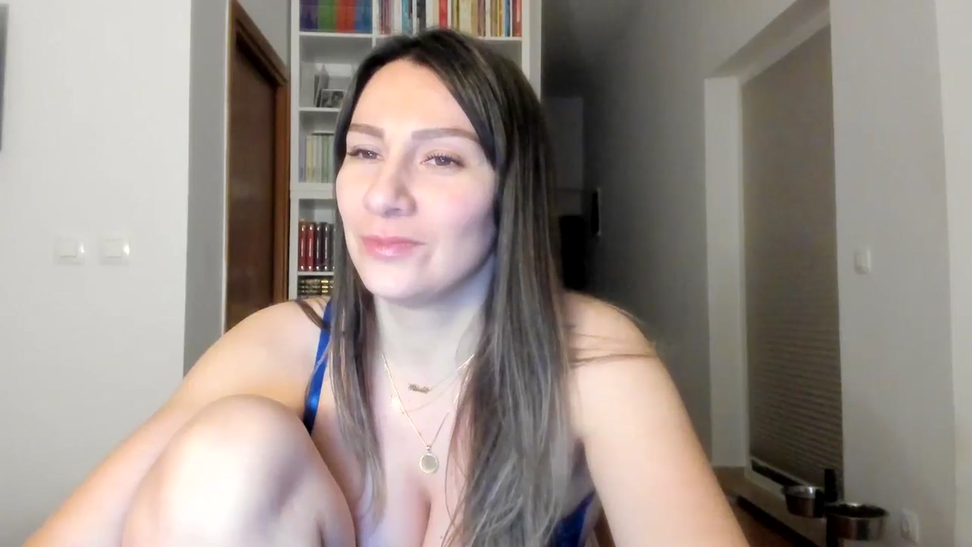 Gallery image thumbnail from ItsEvie's myfreecams stream on, 11/26/2025, 01:23 image 13 of 20