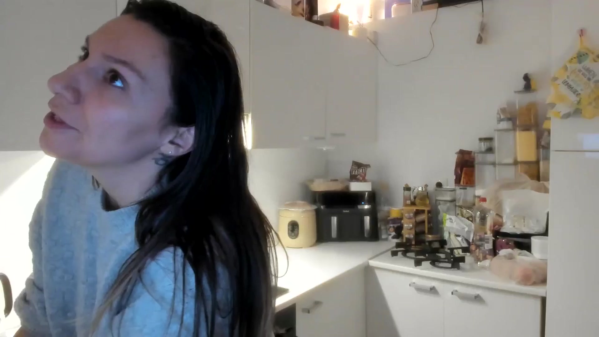 Gallery image thumbnail from ItsEvie's myfreecams stream on, 11/28/2025, 24:30 image 10 of 20