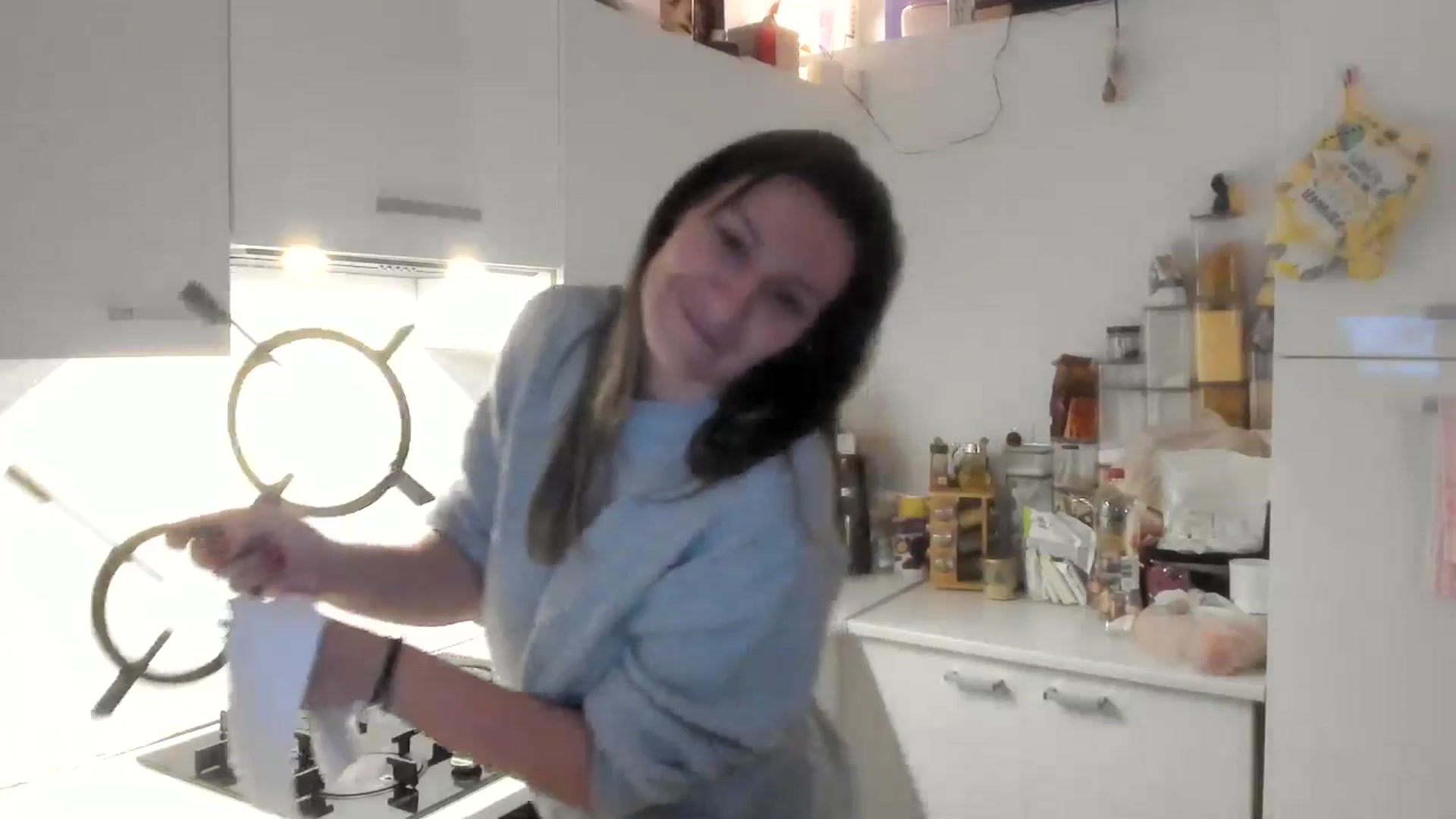 Gallery image thumbnail from ItsEvie's myfreecams stream on, 11/28/2025, 24:30 image 12 of 20