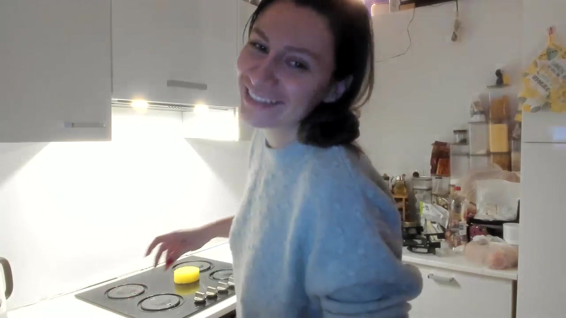 Gallery image thumbnail from ItsEvie's myfreecams stream on, 11/28/2025, 24:30 image 9 of 20