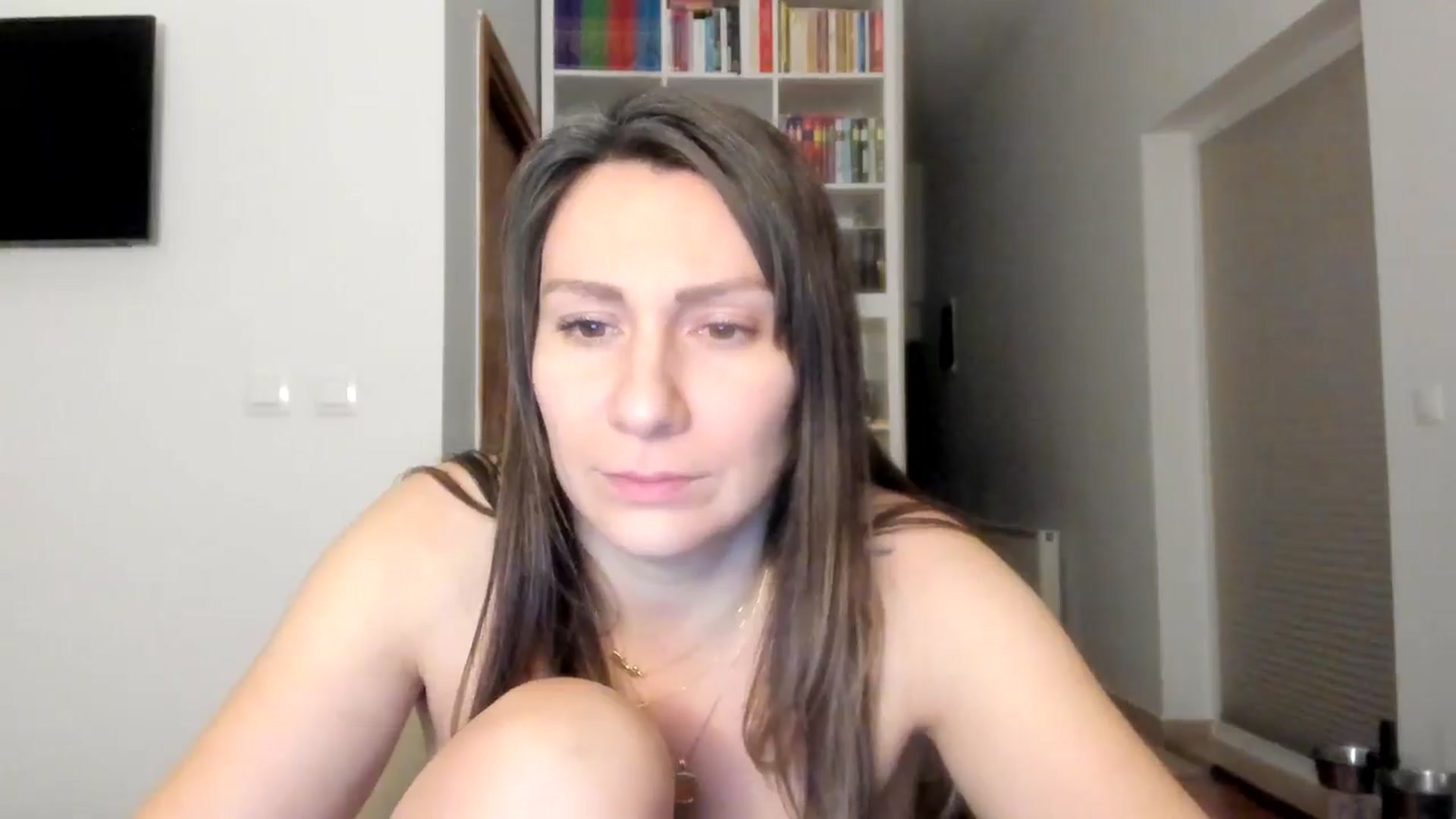 Gallery image thumbnail from ItsEvie's myfreecams stream on, 12/03/2025, 01:03 image 15 of 20