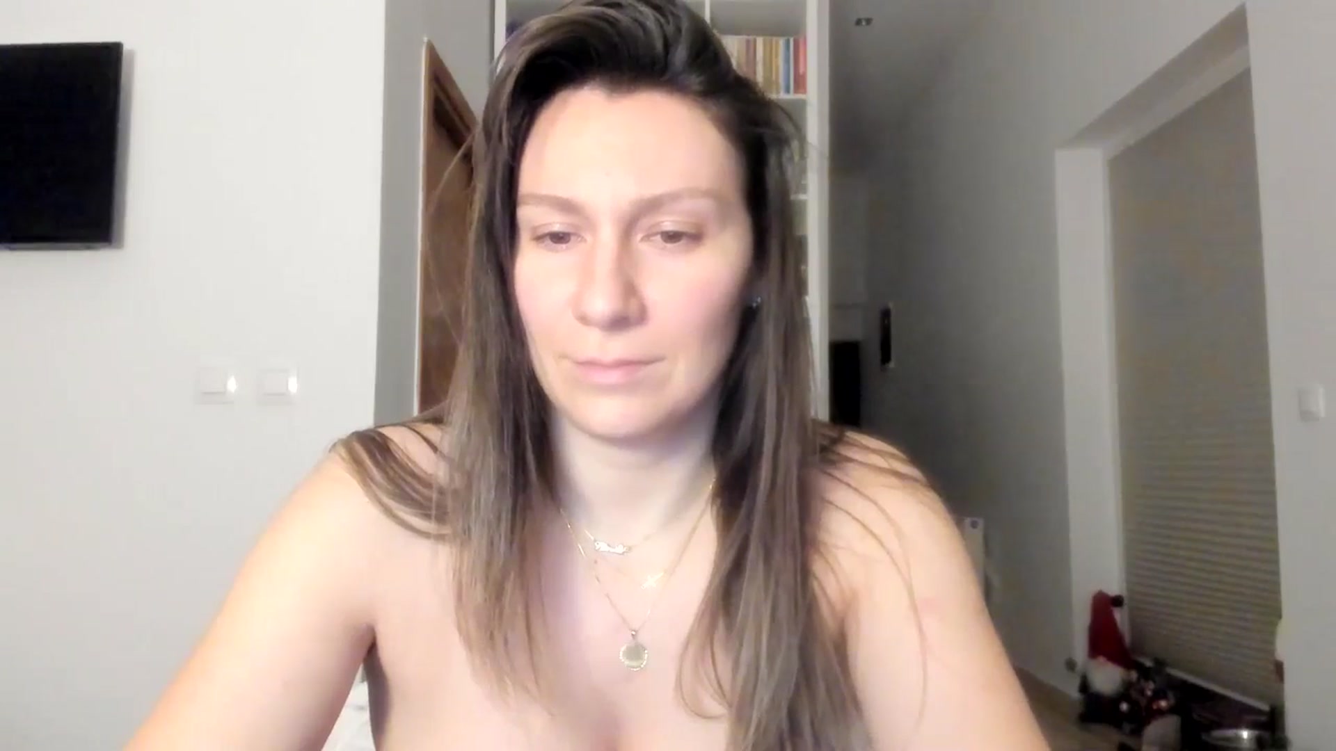 Gallery image thumbnail from ItsEvie's myfreecams stream on, 01/03/2026, 24:23 image 2 of 20