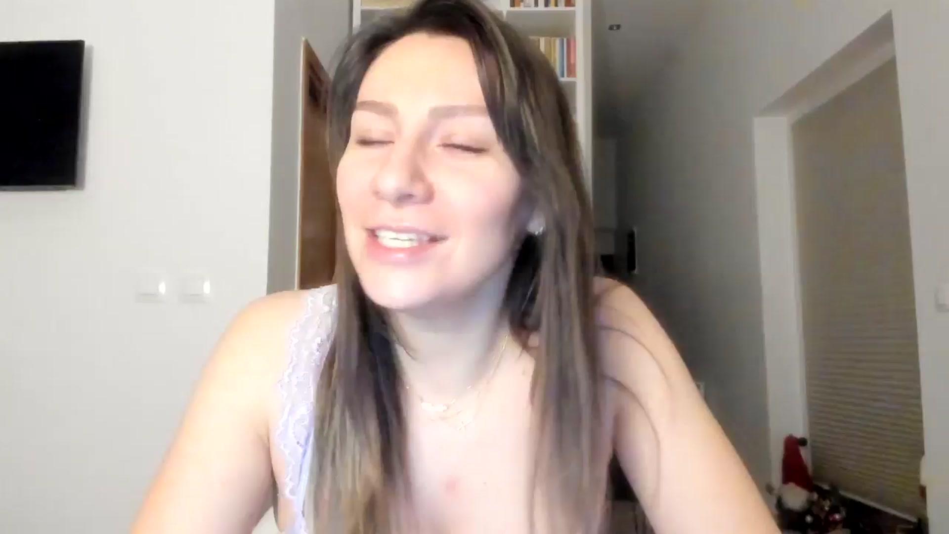 Gallery image thumbnail from ItsEvie's myfreecams stream on, 01/05/2026, 01:06 image 1 of 20