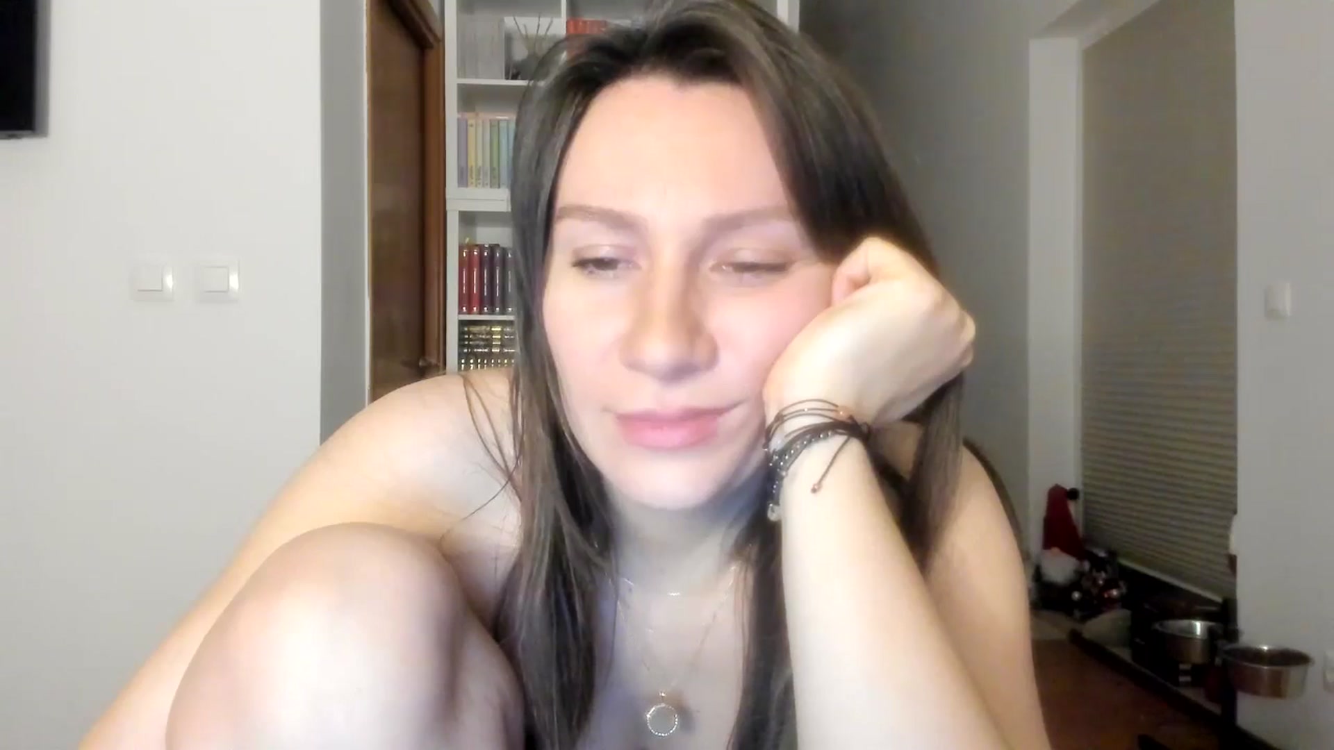 Gallery image thumbnail from ItsEvie's myfreecams stream on, 01/05/2026, 23:28 image 20 of 20