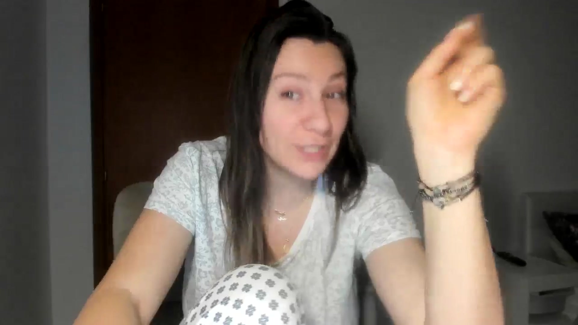 Gallery image thumbnail from ItsEvie's myfreecams stream on, 01/13/2026, 23:45 image 10 of 20