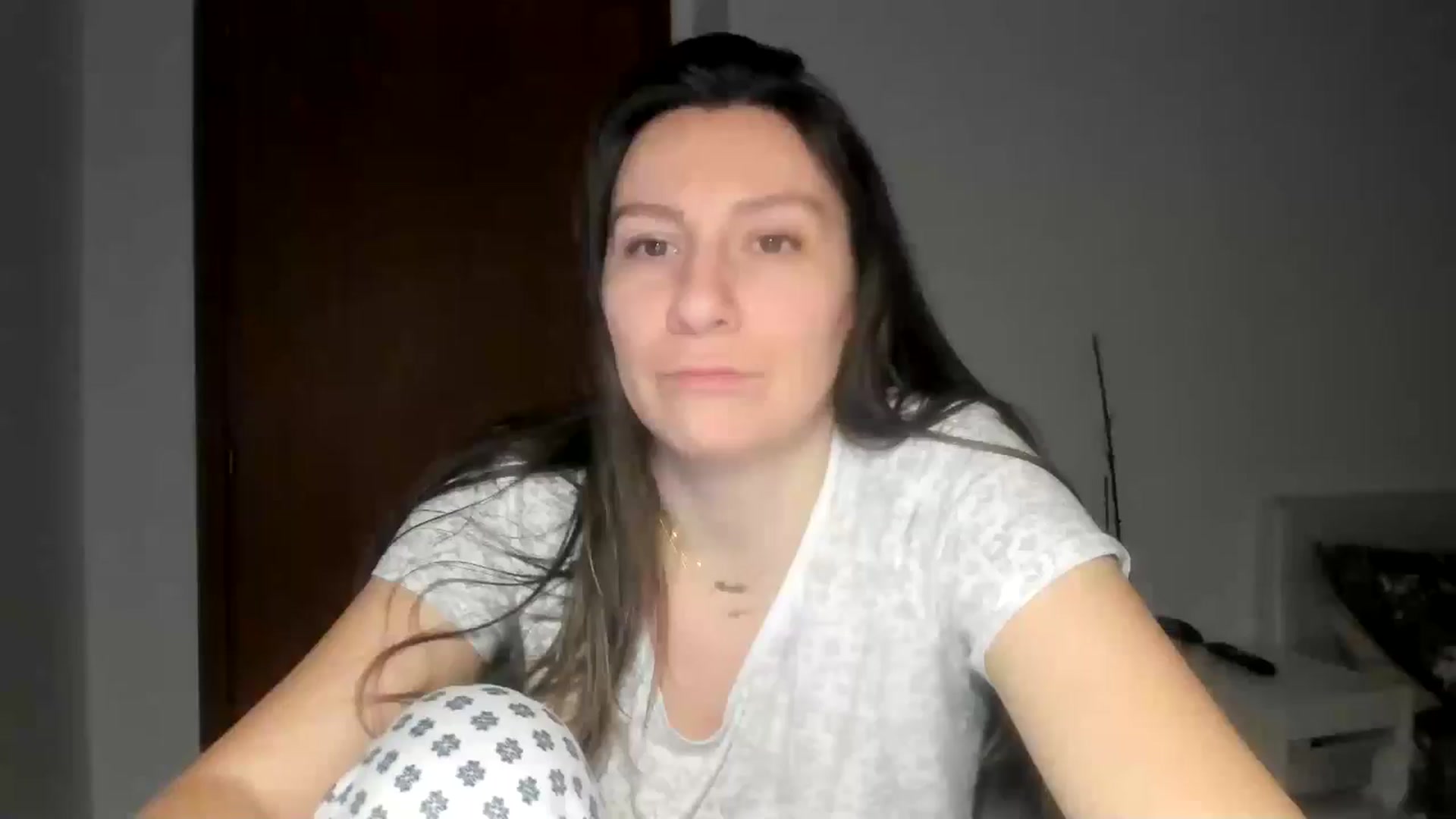 Gallery image thumbnail from ItsEvie's myfreecams stream on, 01/13/2026, 23:45 image 14 of 20