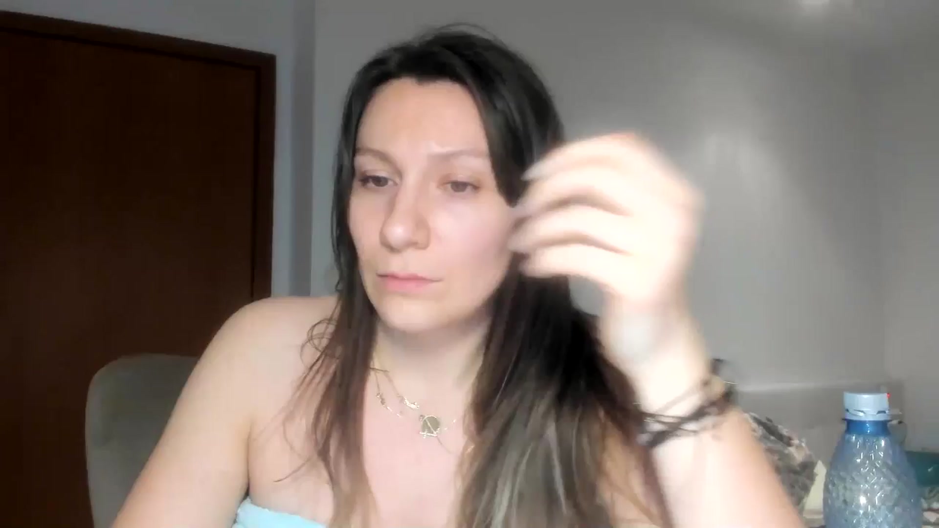 Gallery image thumbnail from ItsEvie's myfreecams stream on, 01/18/2026, 23:50 image 1 of 20