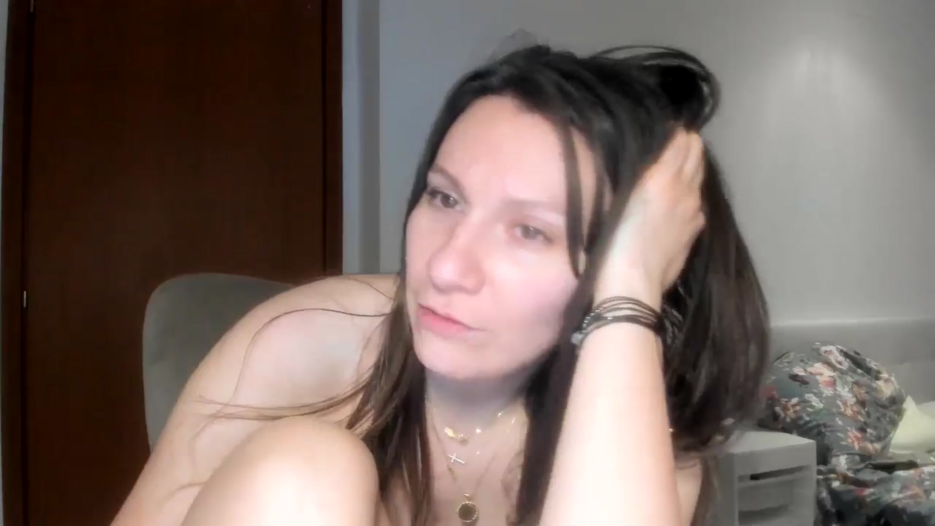 Gallery image thumbnail from ItsEvie's myfreecams stream on, 01/19/2026, 24:08 image 15 of 20