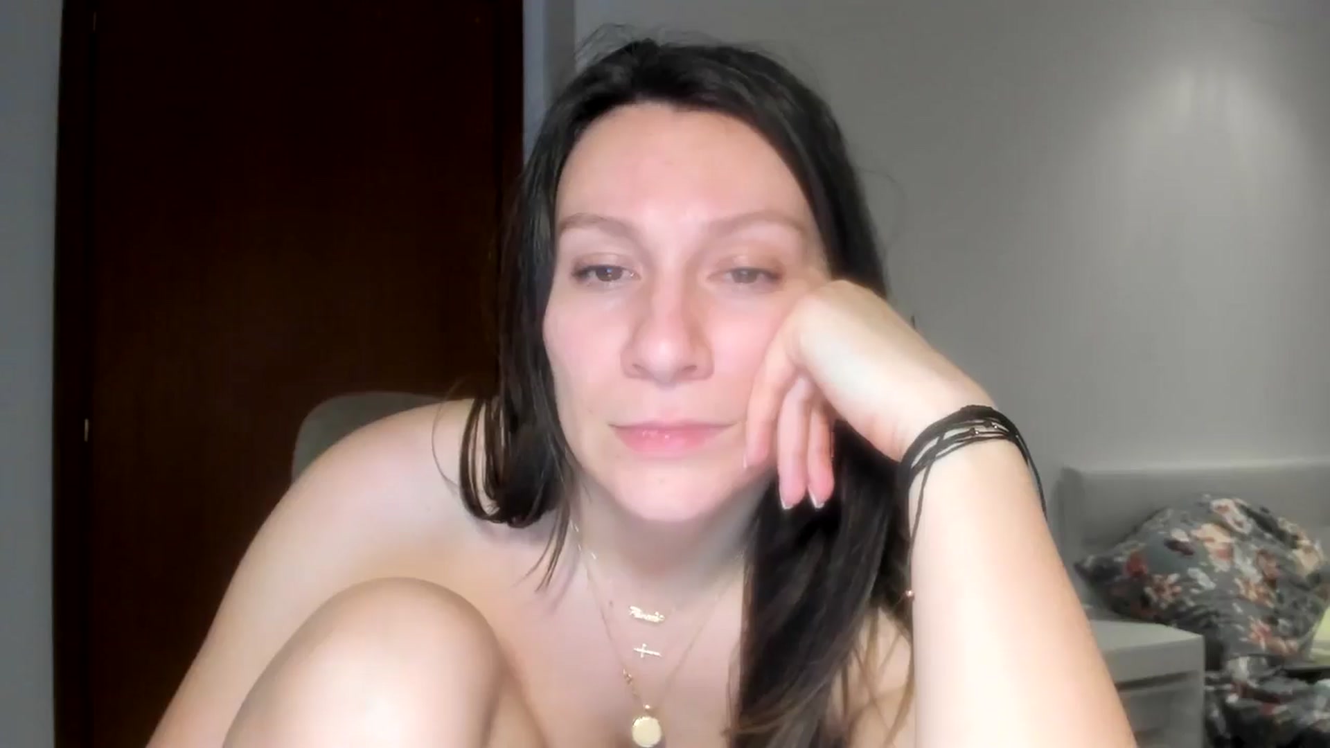 Gallery image thumbnail from ItsEvie's myfreecams stream on, 01/19/2026, 24:08 image 9 of 20
